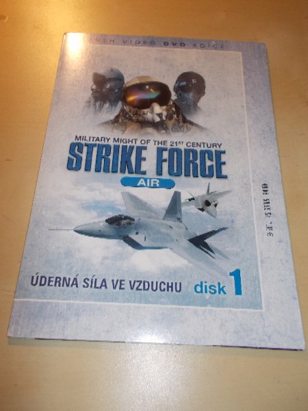 Úderná síla - letectvo (TV seriál) - DISK 1. (DVD v pošetce) > varianta DISK 1.