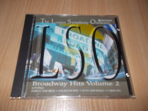 The London Symphony Orchestra: Broadway hits Volume 2 (CD) BAZAR ROZBALENO