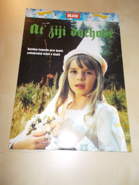 Ať žijí duchové! (DVD v pošetce) > varianta A