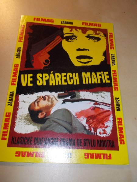 Ve spárech mafie (DVD v pošetce)