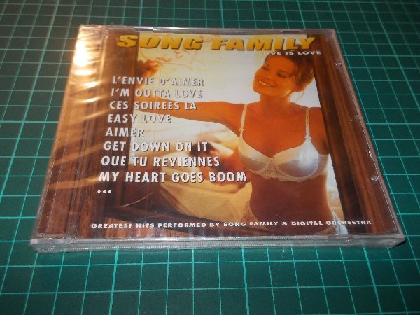 SONG FAMILY - LOCE IS LOVE (CD)