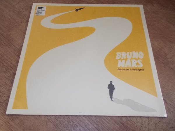 Bruno Mars - Doo-Wops & Hooligans (Vinyl-LP)
