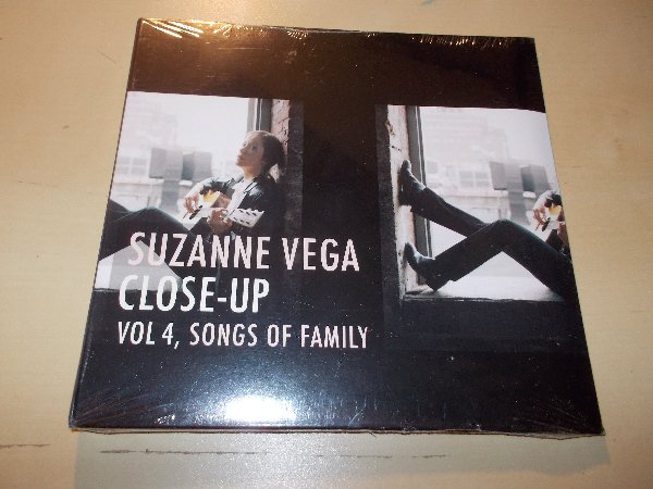 Suzanne Vega - Close-Up Vol 4, Songs Of Family (CD) Digipack
