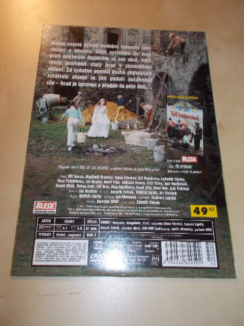 Ať žijí duchové! (DVD v pošetce) > varianta A
