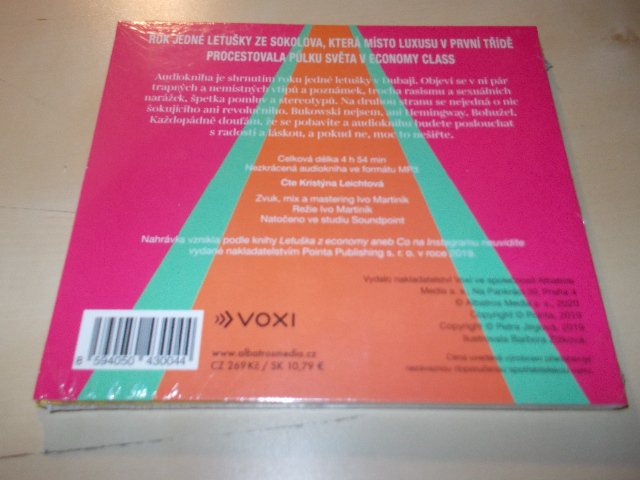 Letuška z economy aneb co na Instagramu neuvidíte - Čte Kristýna Leichtová) - Petra Jirglová (CD)