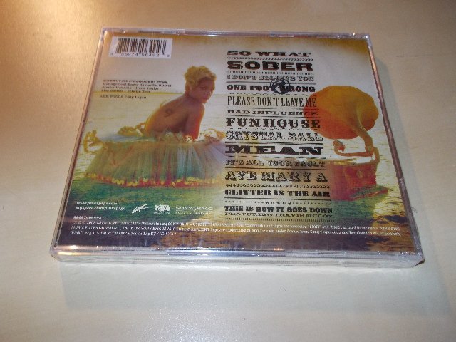 Pink (P!nk) - Funhouse (CD) > varianta CD