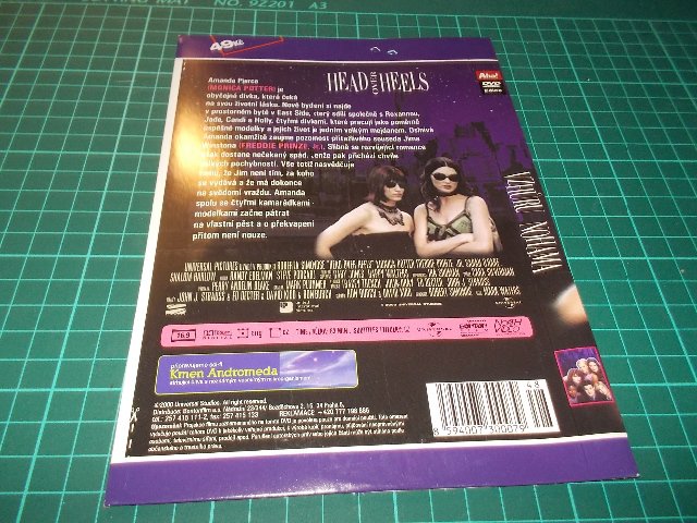 Vzhůru nohama - Bezhlavě zamilovaná (DVD v pošetce) > varianta B