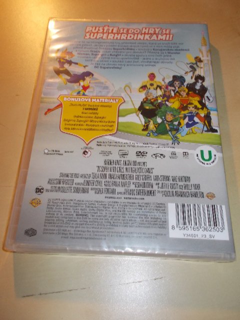 DC Superhrdinky : Intergalaktické hry (DVD)