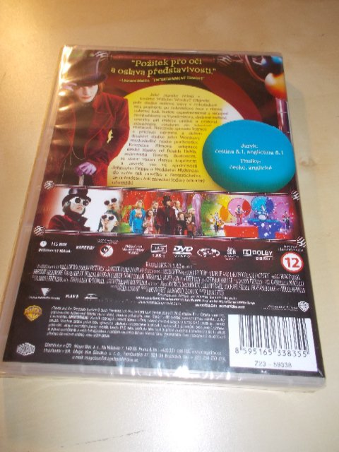 Karlík a továrna na čokoládu (DVD)