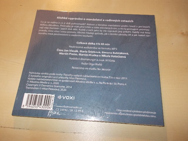 Domenico Starnone - Tkaničky (audiokniha) (CD) 