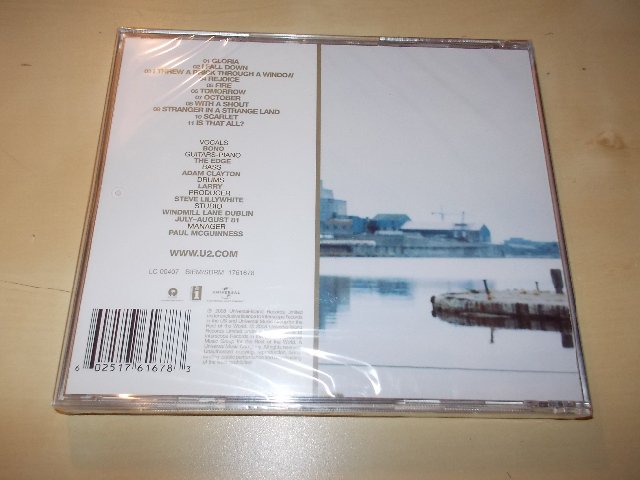 U2 - October (CD) > varianta B