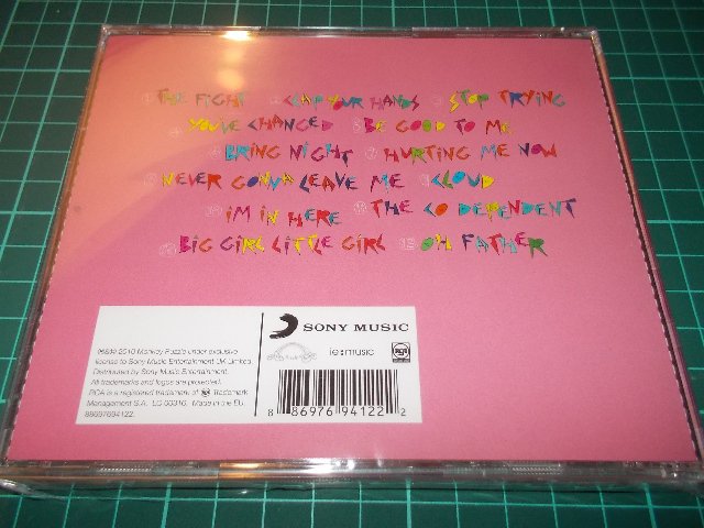 Sia - We Are Born (CD)