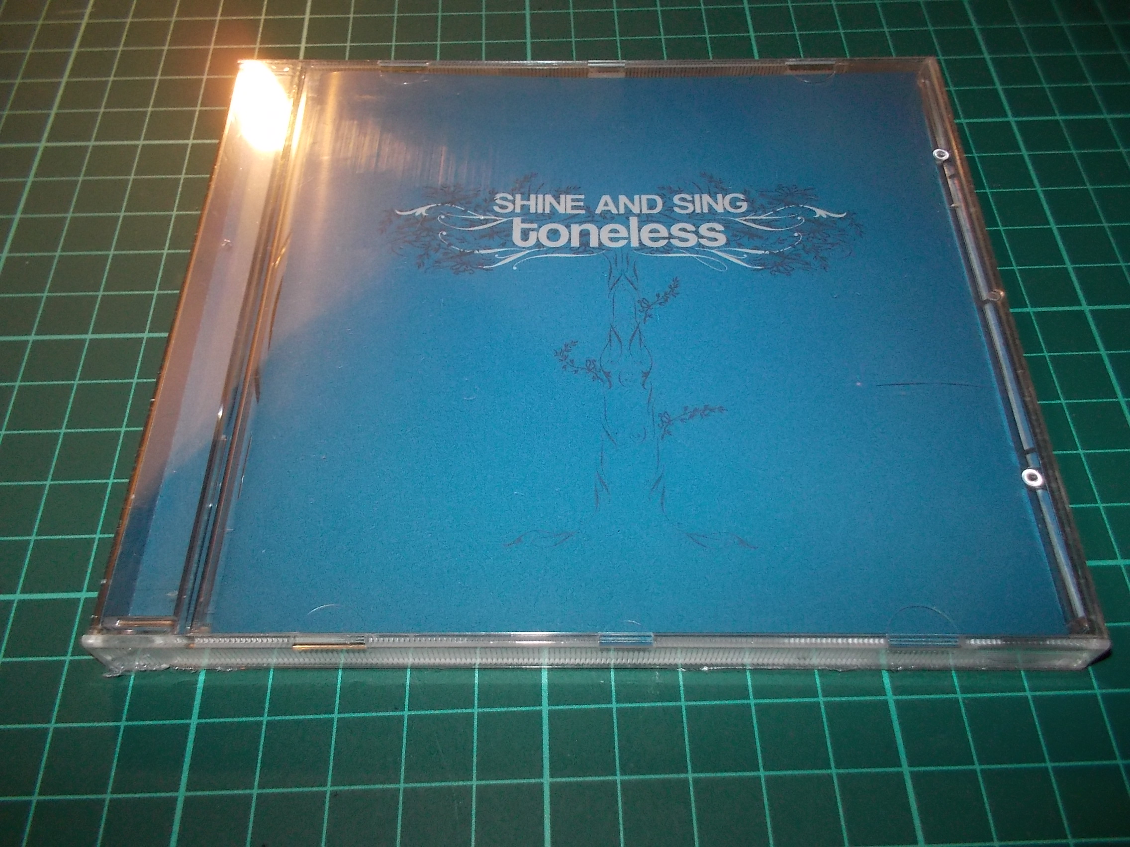 Toneless - Shine And Sing (CD)