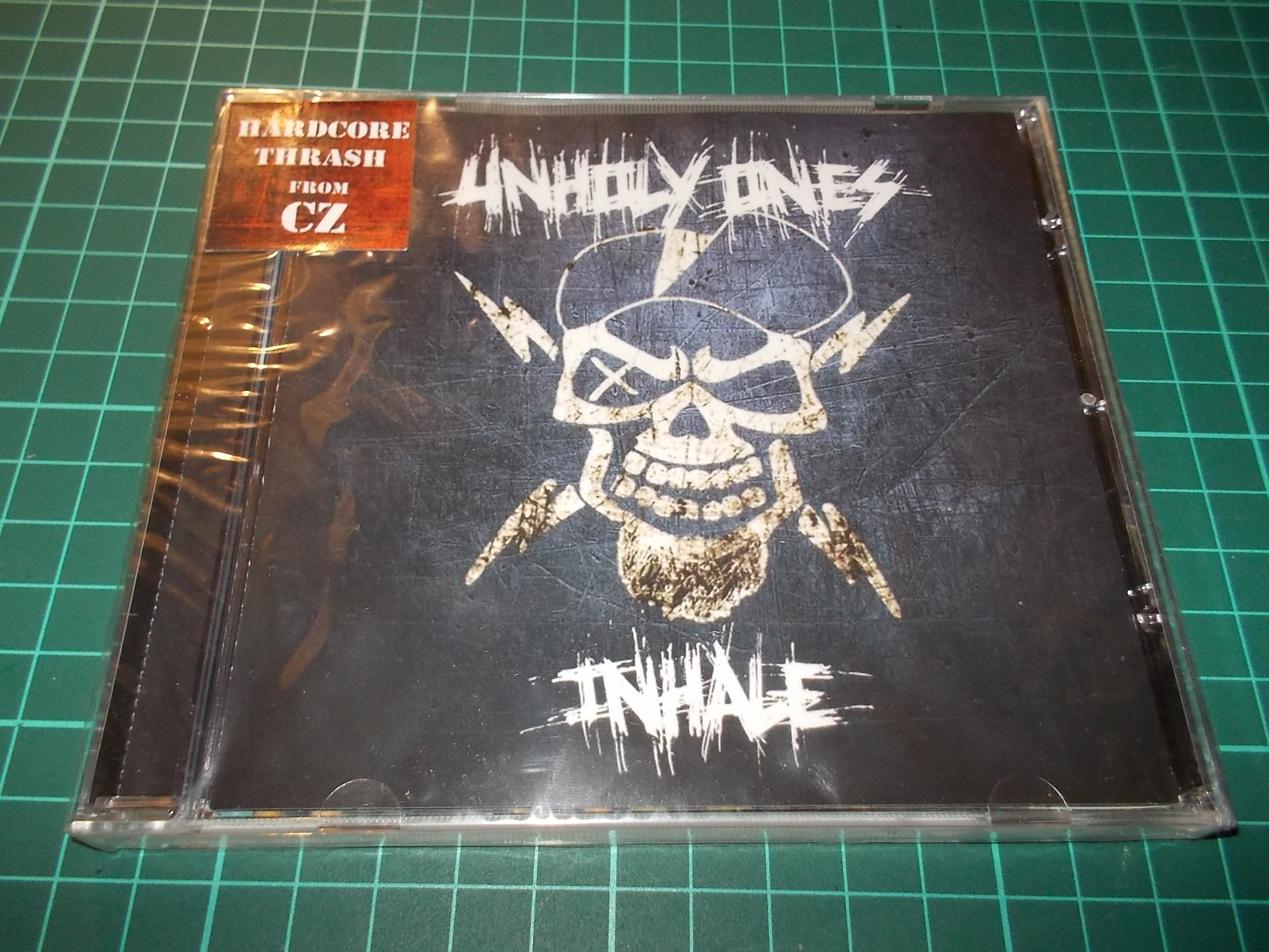 UNHOLY ONES - INHALE (CD)