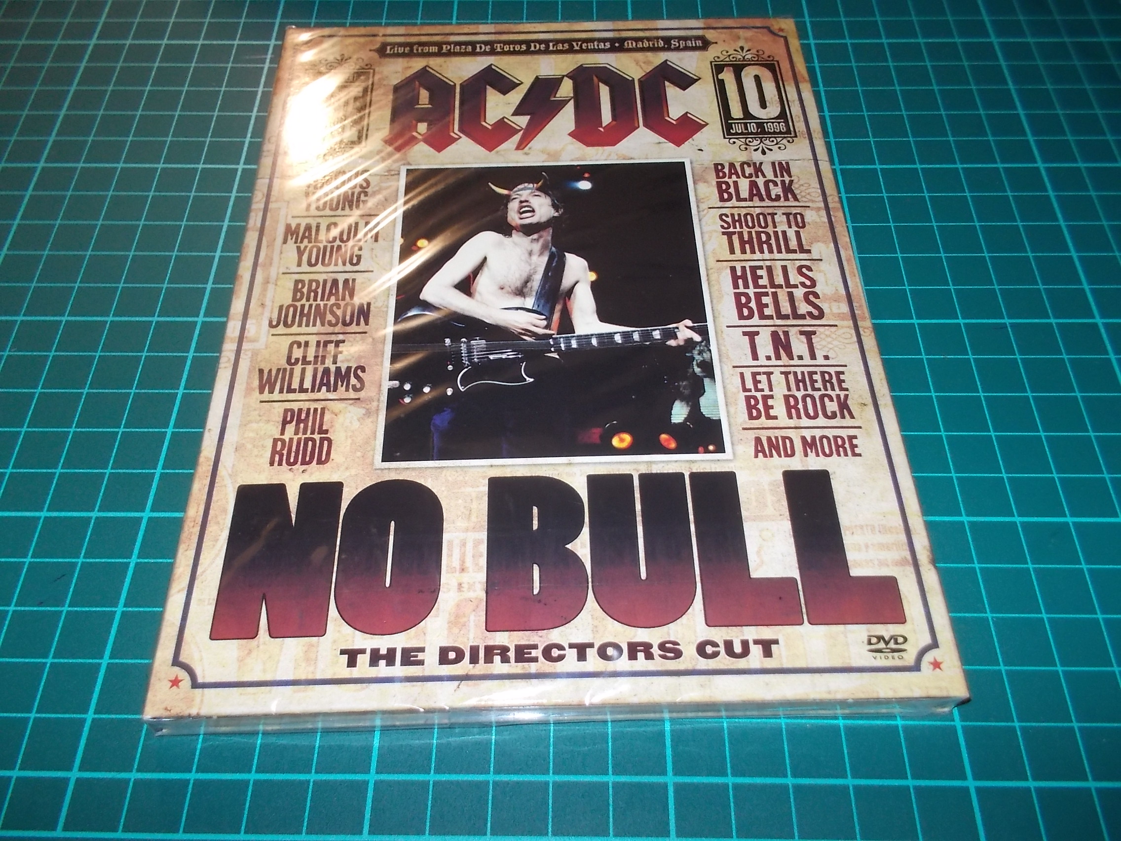 AC/DC - NO BULL - THE DIRECTORS CUT (DVD) | PatShop.cz
