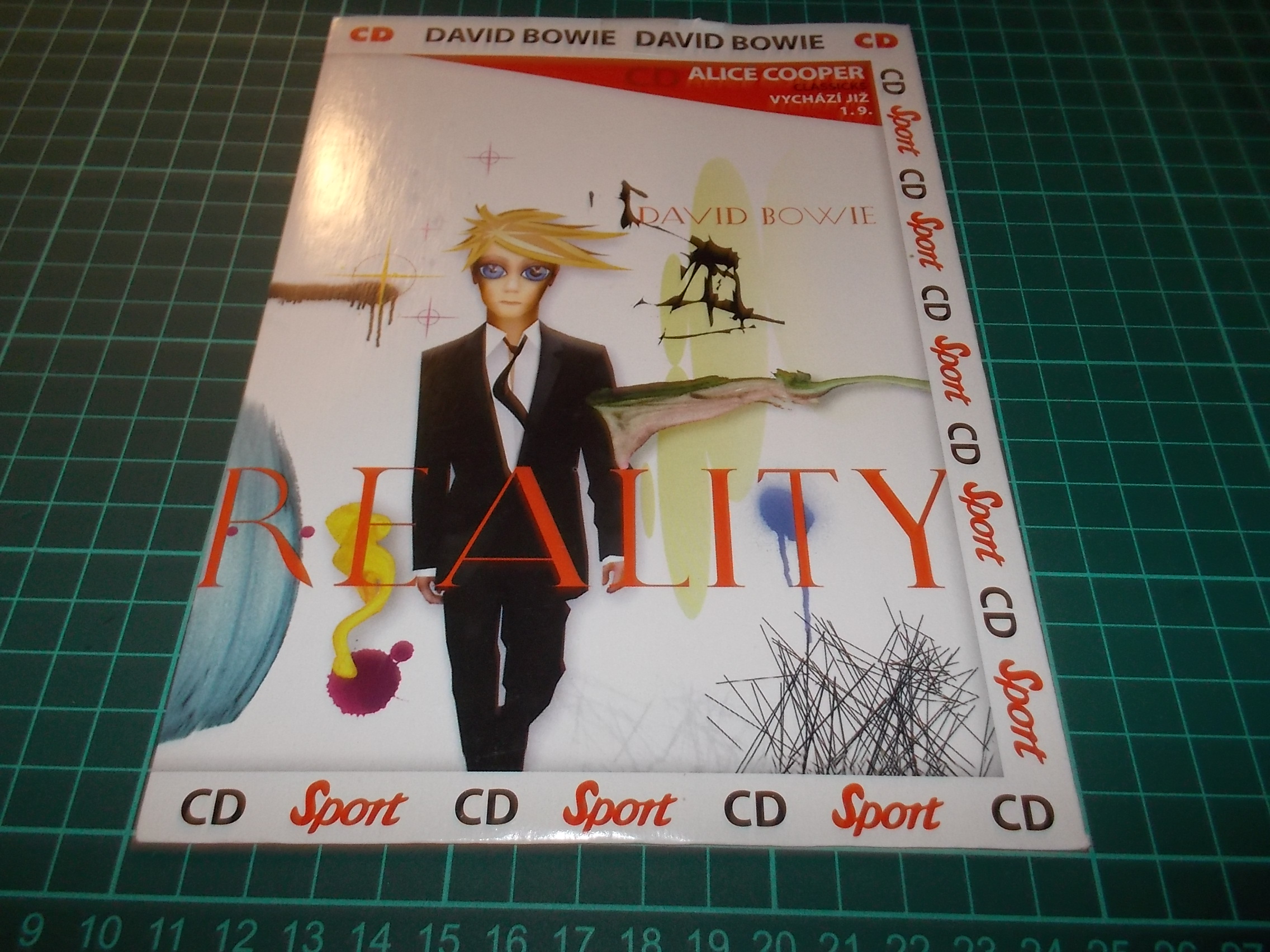 DAVID BOWIE - REALITY (CD v pošetce)