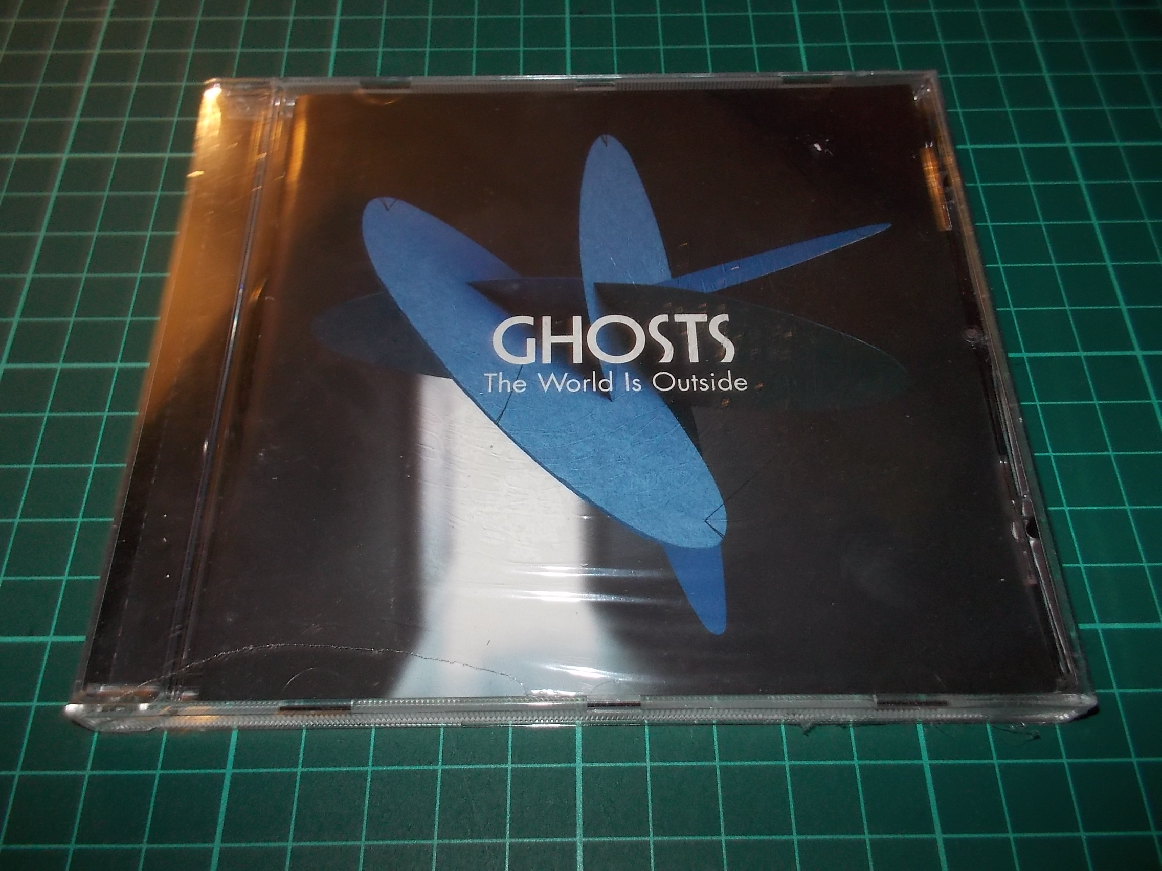 Ghosts - The World Is Outside (CD)