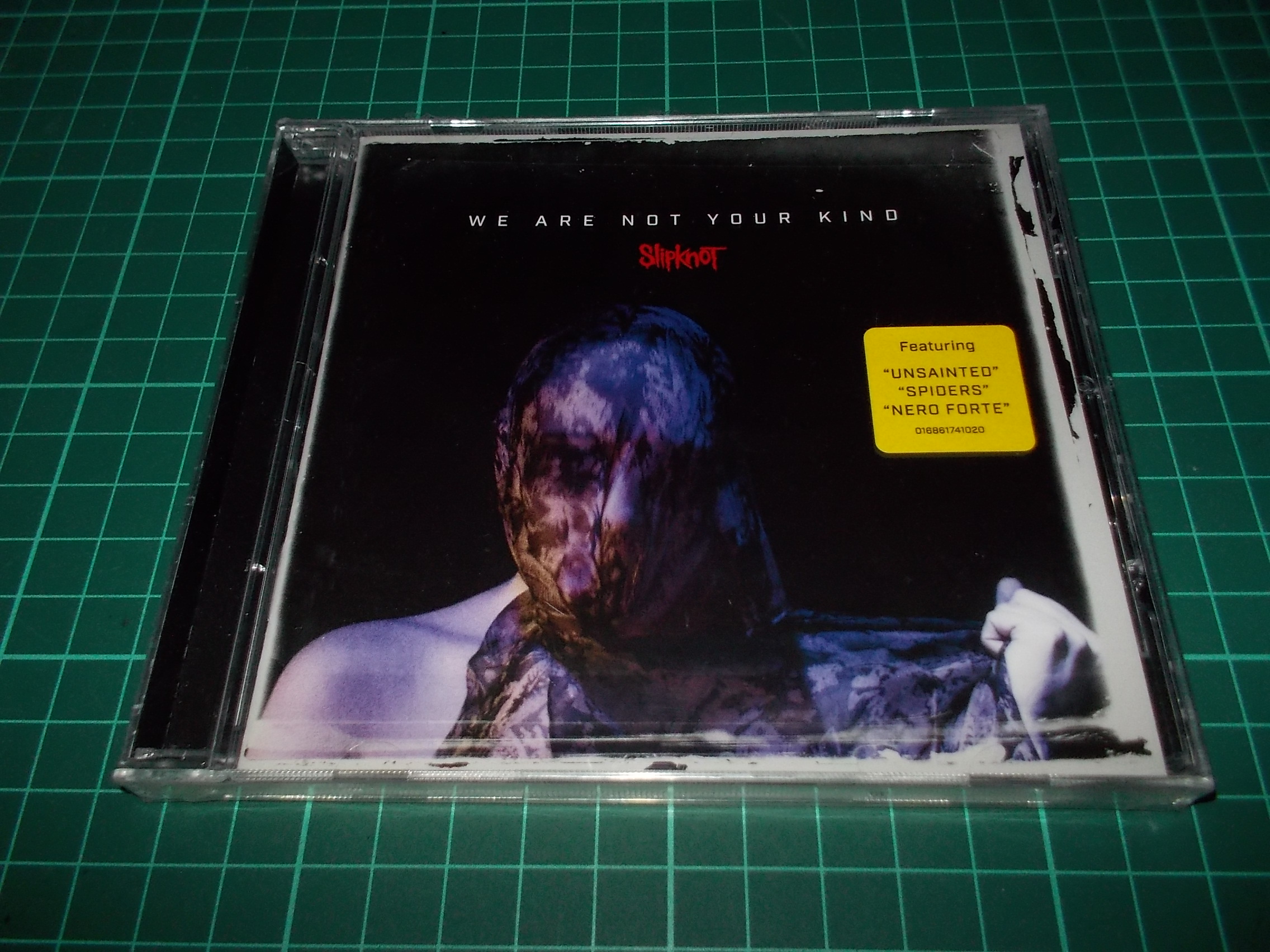 SLIPKNOT - WE ARE NOT YOUR KIND (CD)