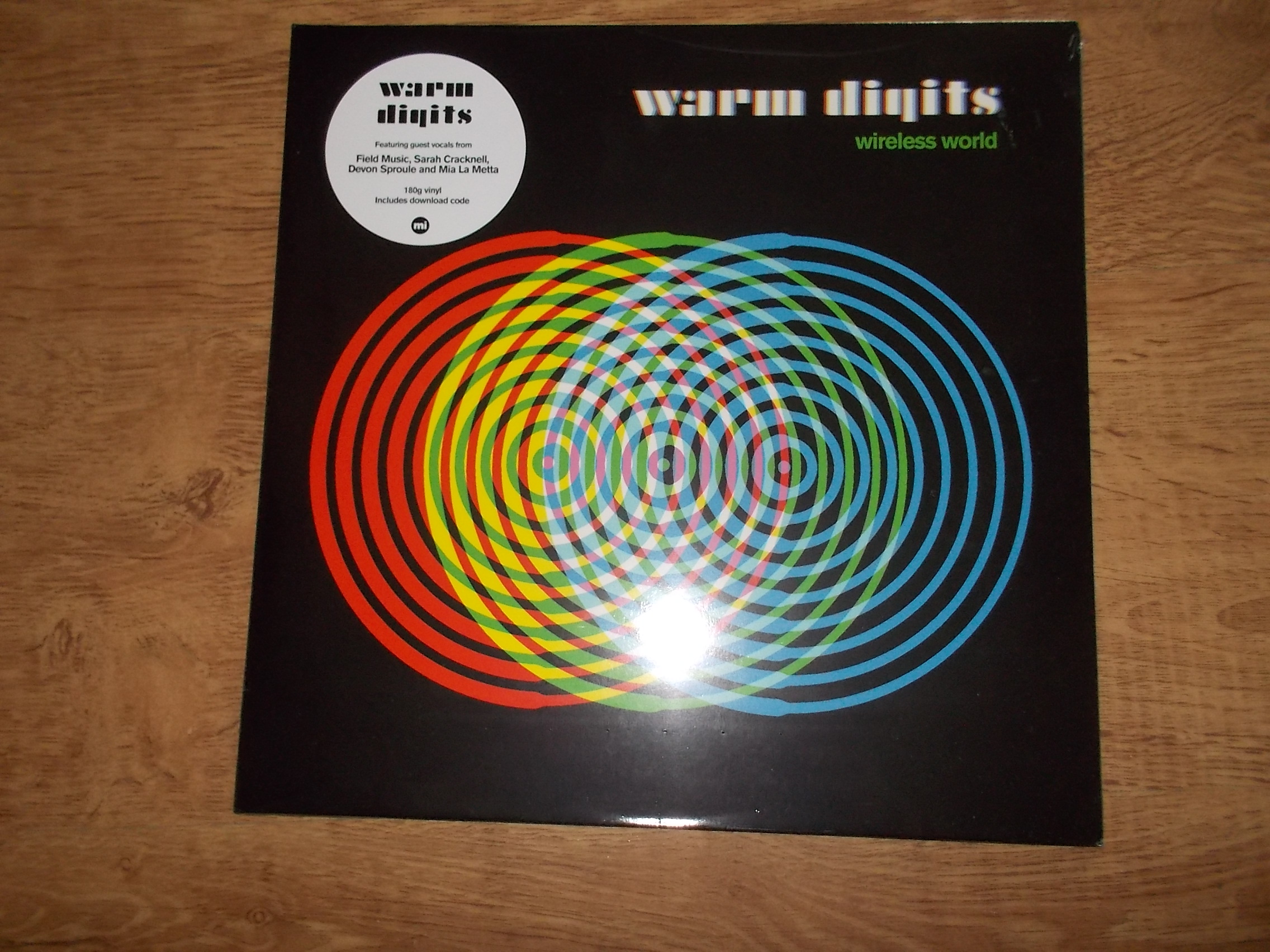 Warm Digits - Wireless World (Vinyl-LP)