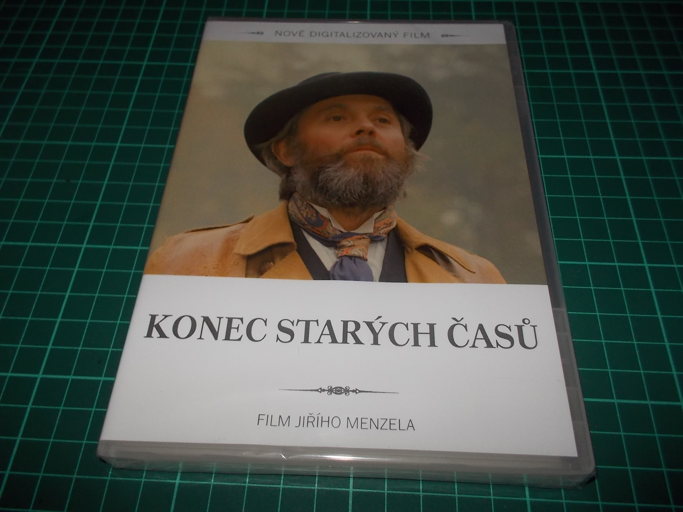 Konec starých časů - Digitálně restaurovaný film (1989) (DVD)