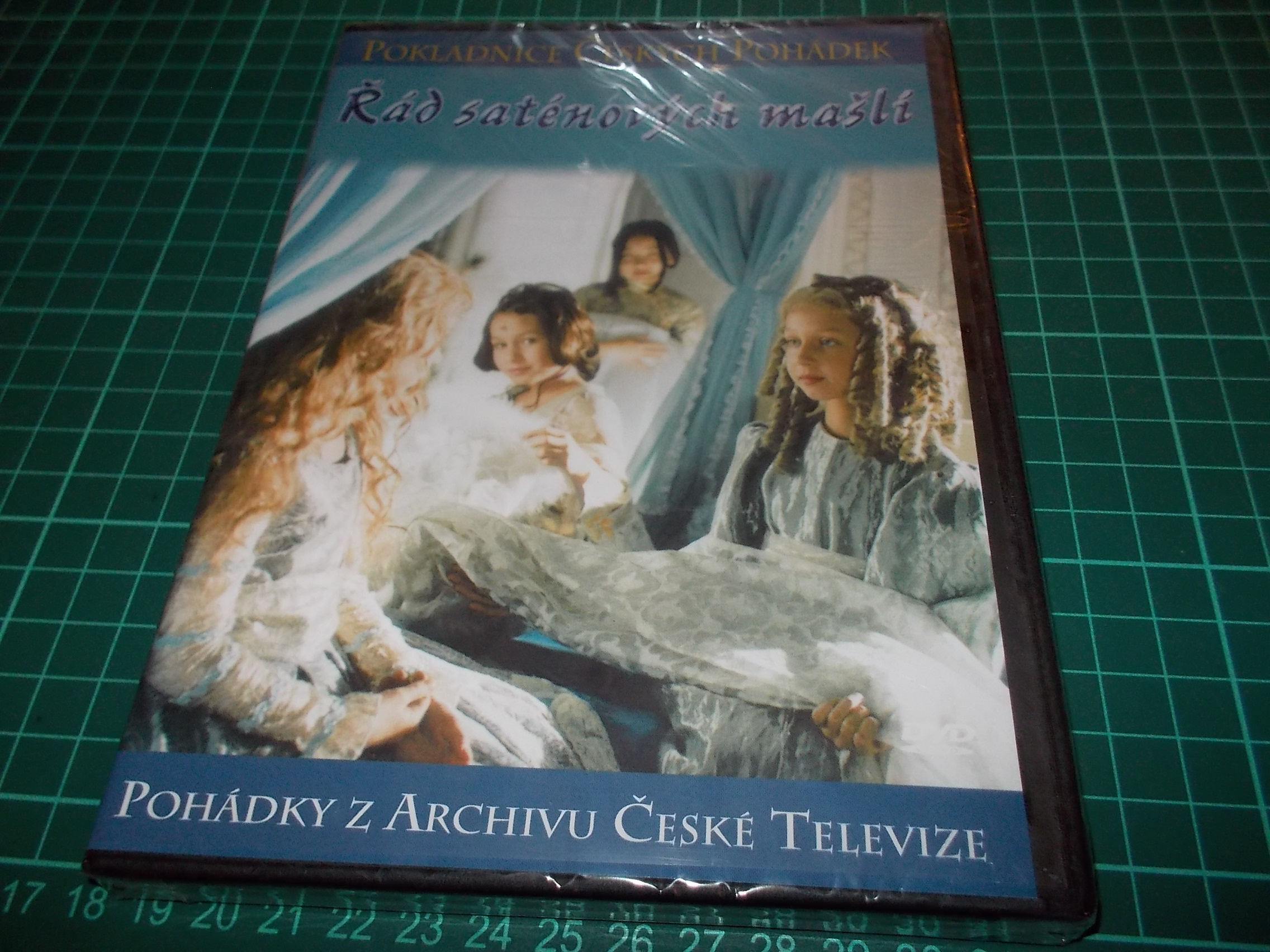 Řád saténových mašlí (DVD)