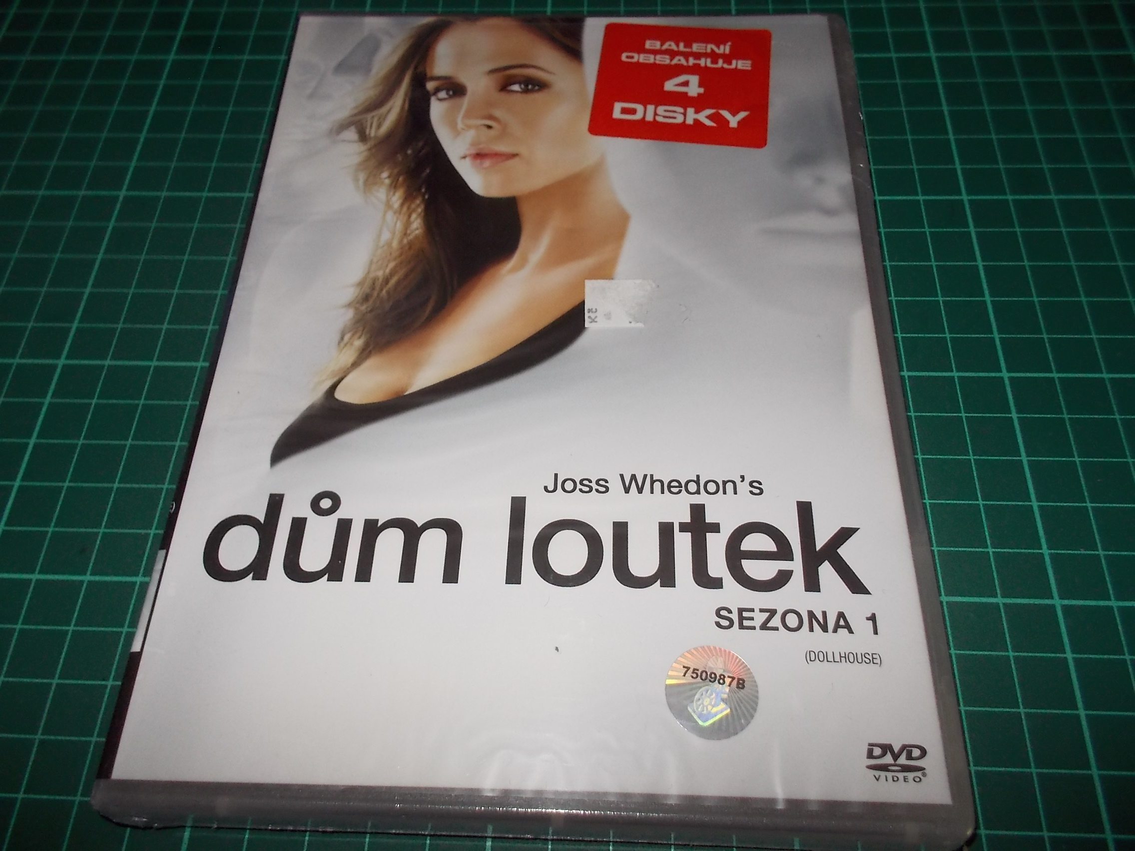 Dům loute - SEZONA 1 (4DVD)