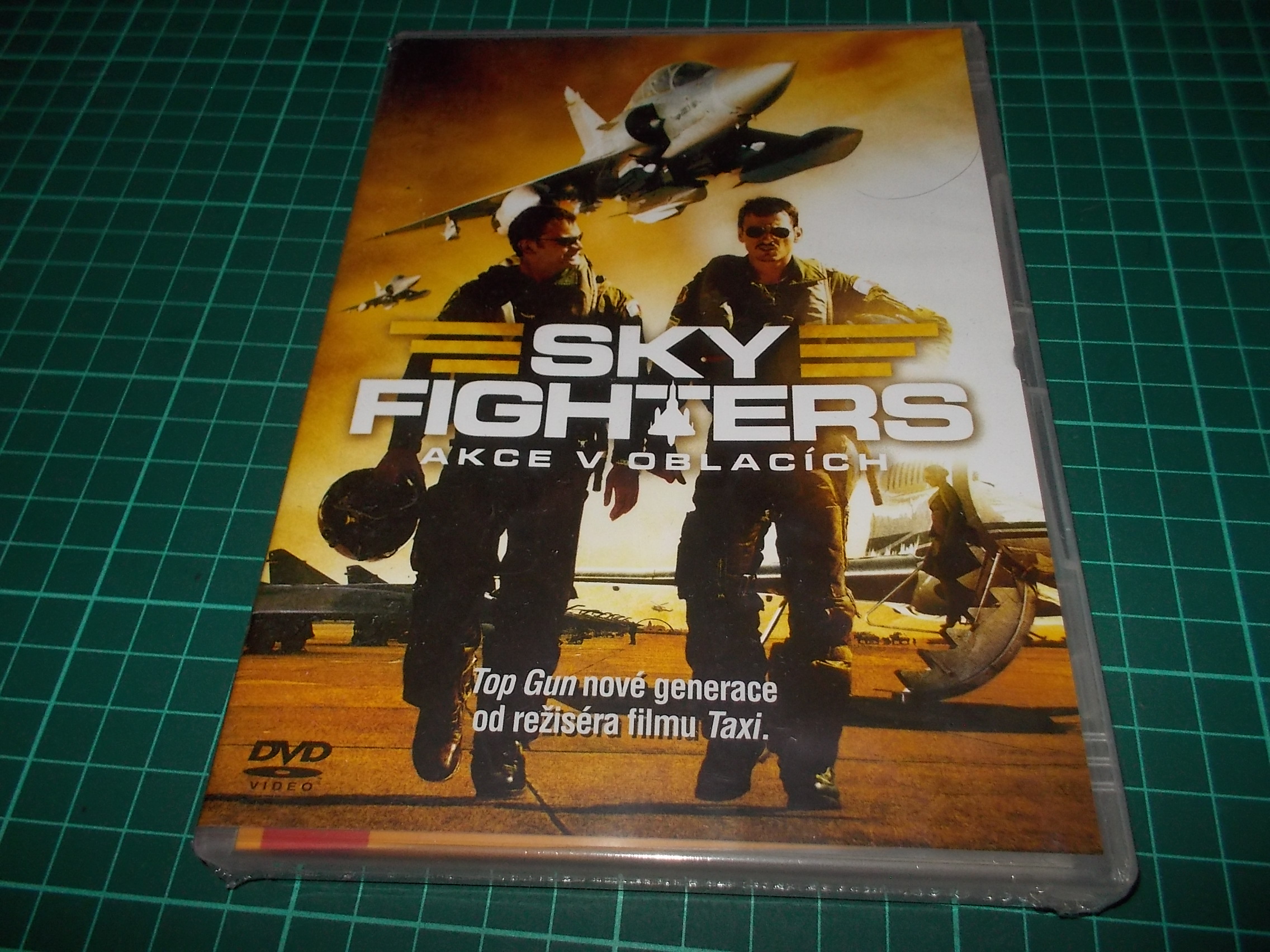 Sky Fighters: Akce v oblacích (DVD)