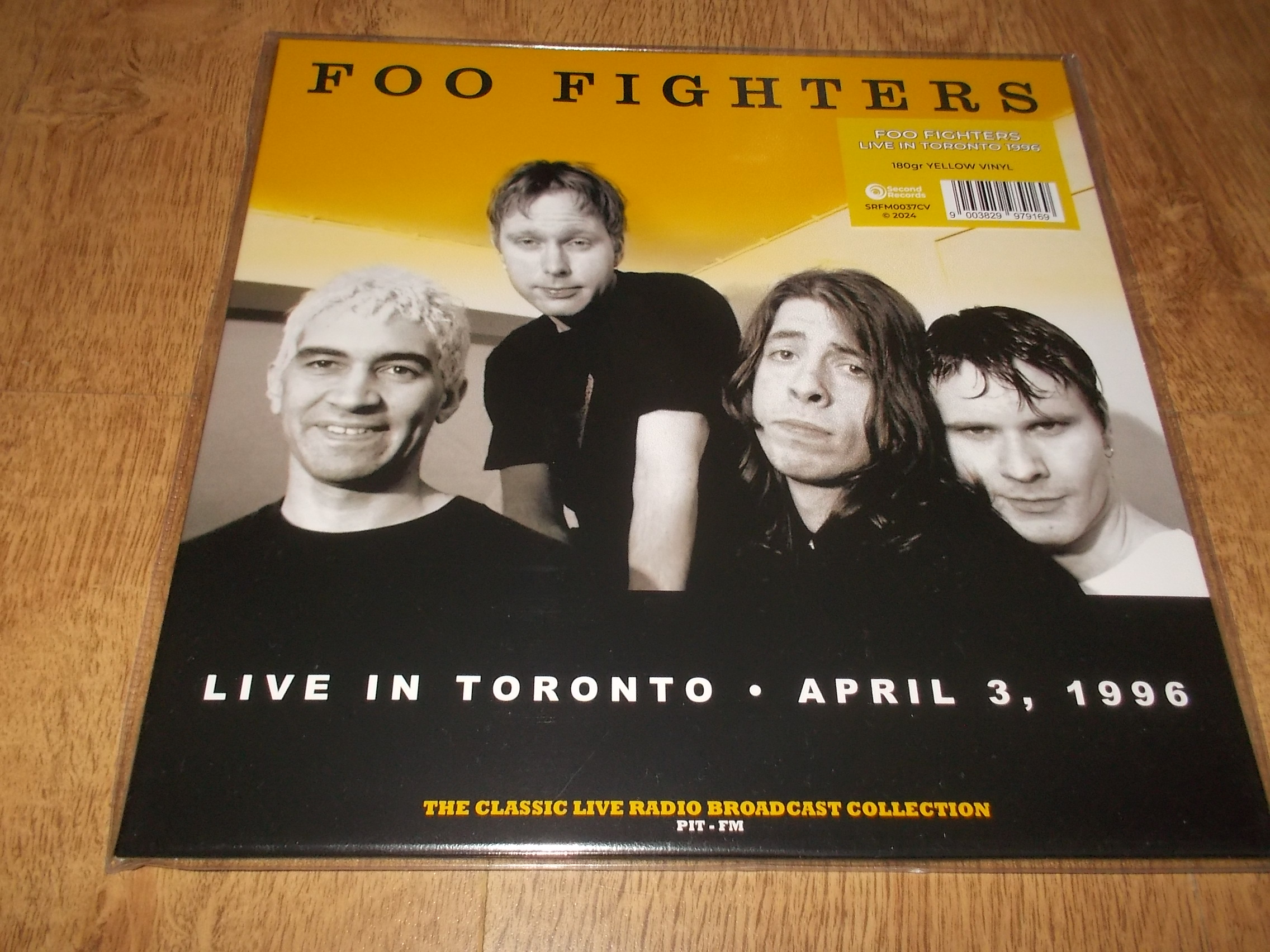 Foo Fighters - Live In Toronto 1996 - Live Broadcast - Colored YELLOW (Vinyl-LP)
