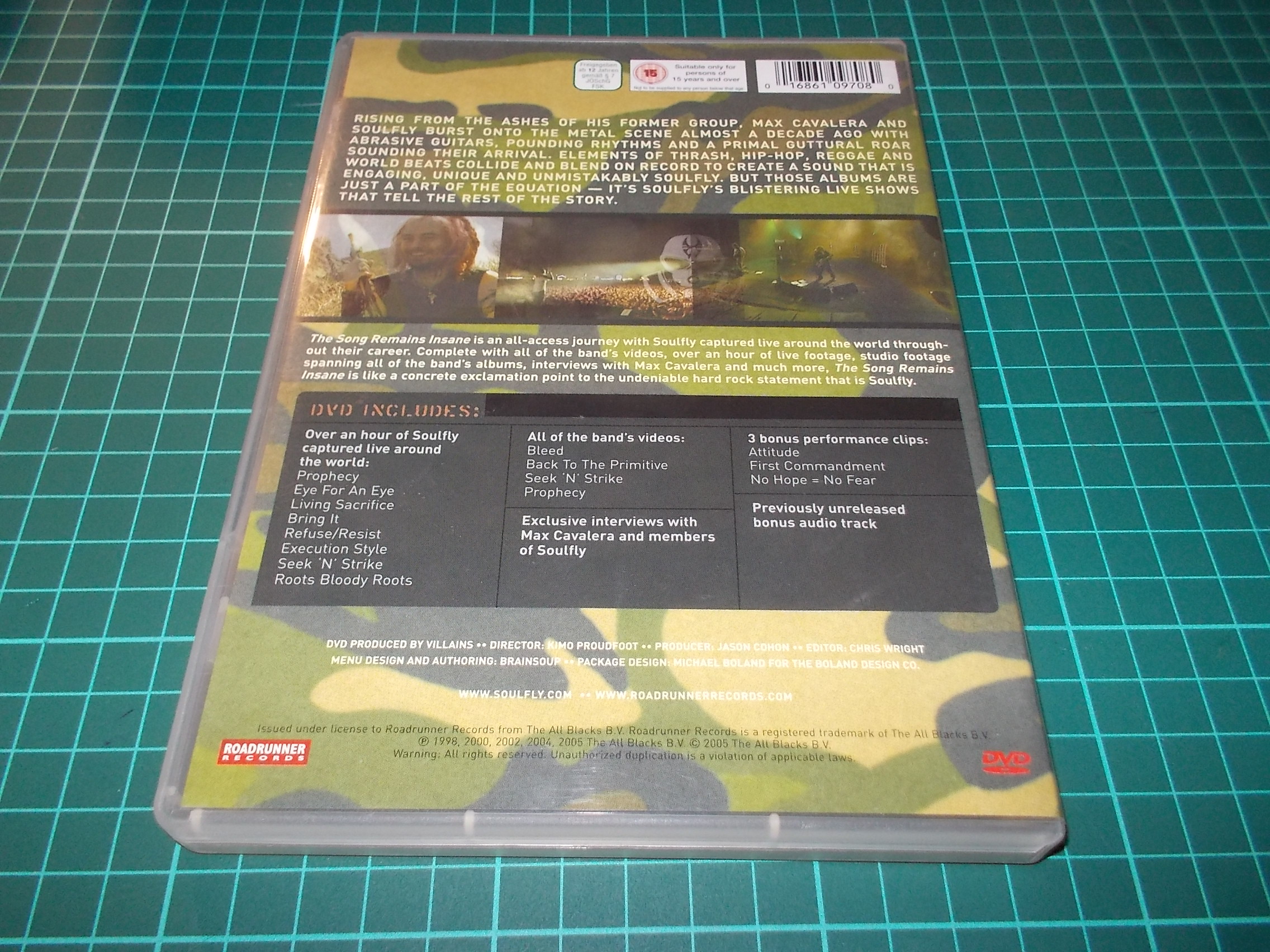 Soulfly - The Song Remains Insane (DVD) BAZAR ROZBALENO