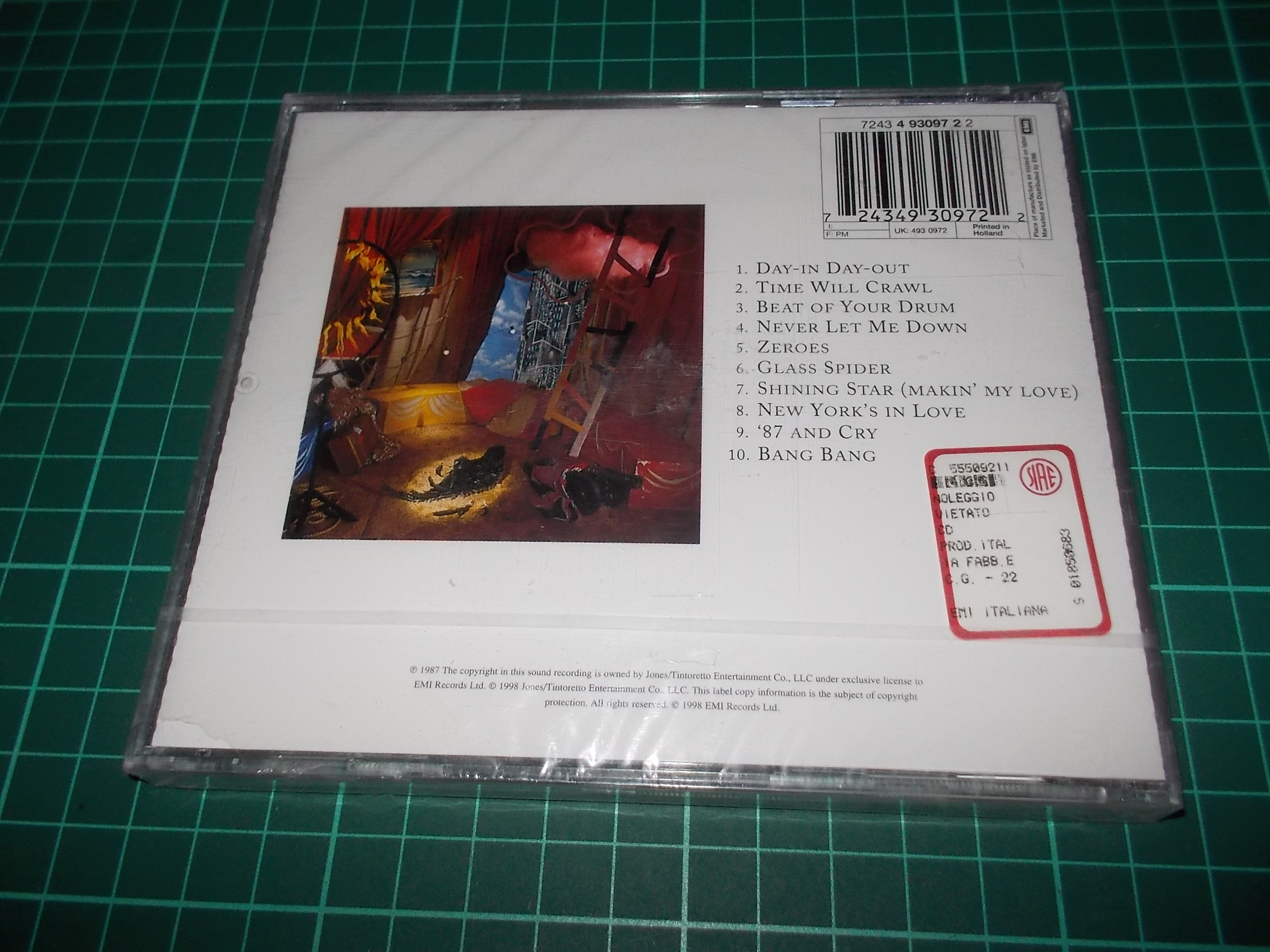 DAVID BOWIE - NEVER LET ME DOWN (CD)