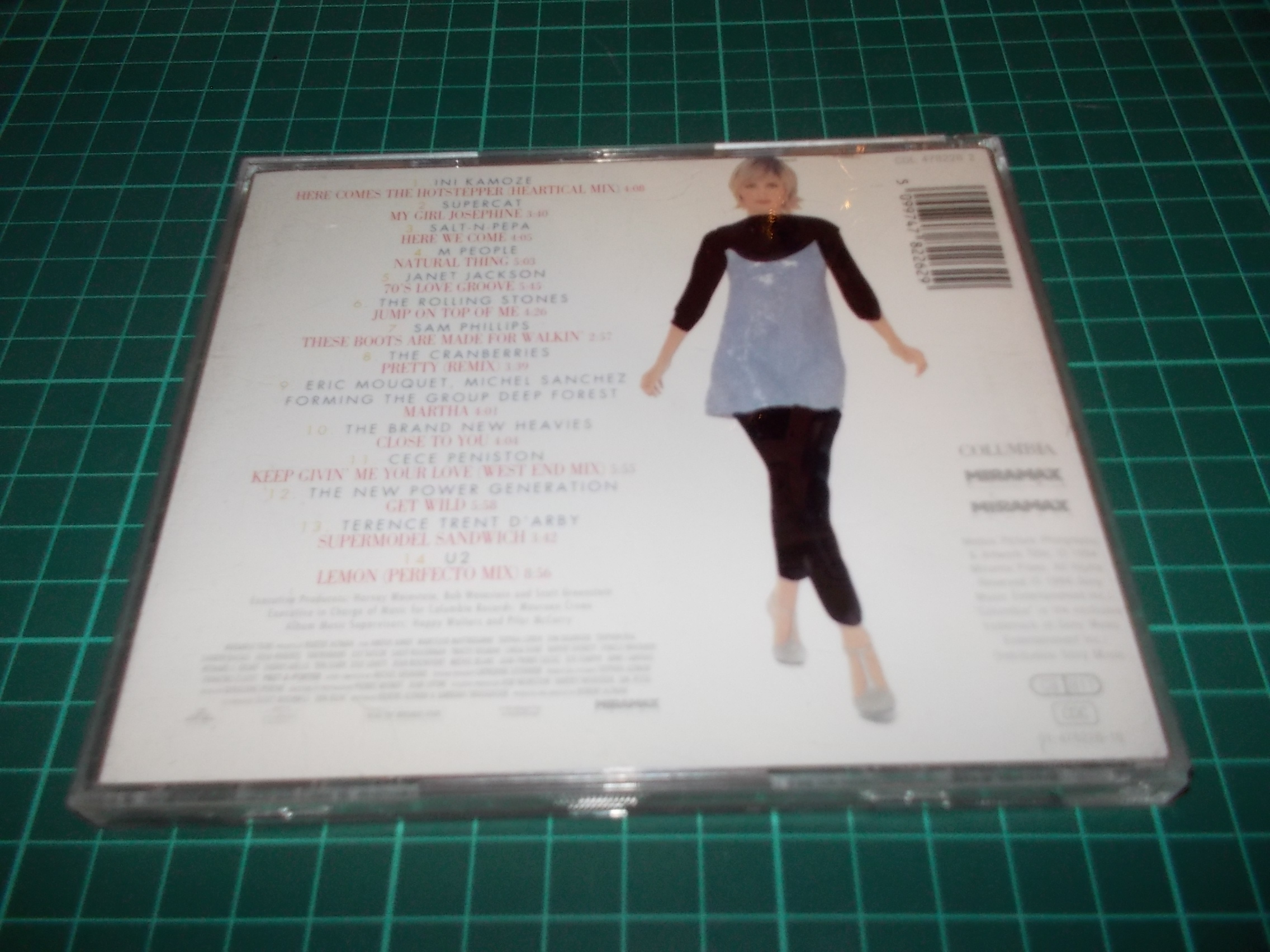 Pret-A-Porter - OST-Soundtrack (CD) BAZAR ROZBALENO