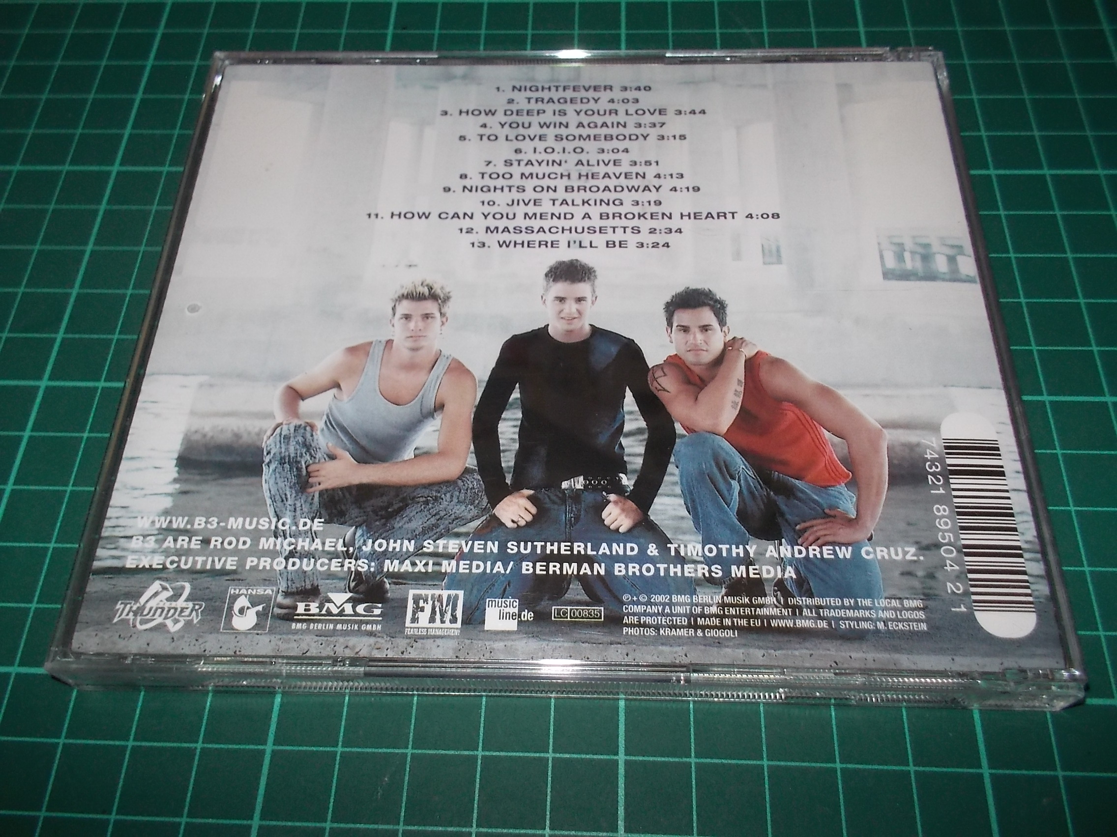 B3 - FIRST ´2002 (CD) BAZAR ROZBALENO