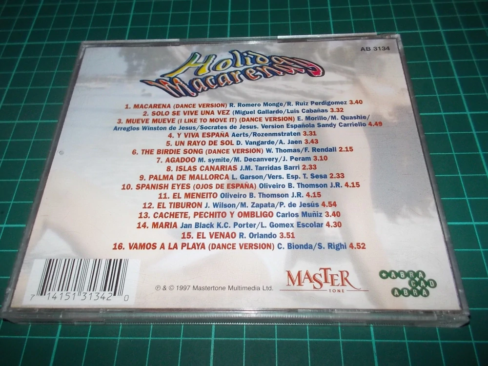 HOLIDAY MACARENA (CD) BAZAR ROZBALENO 