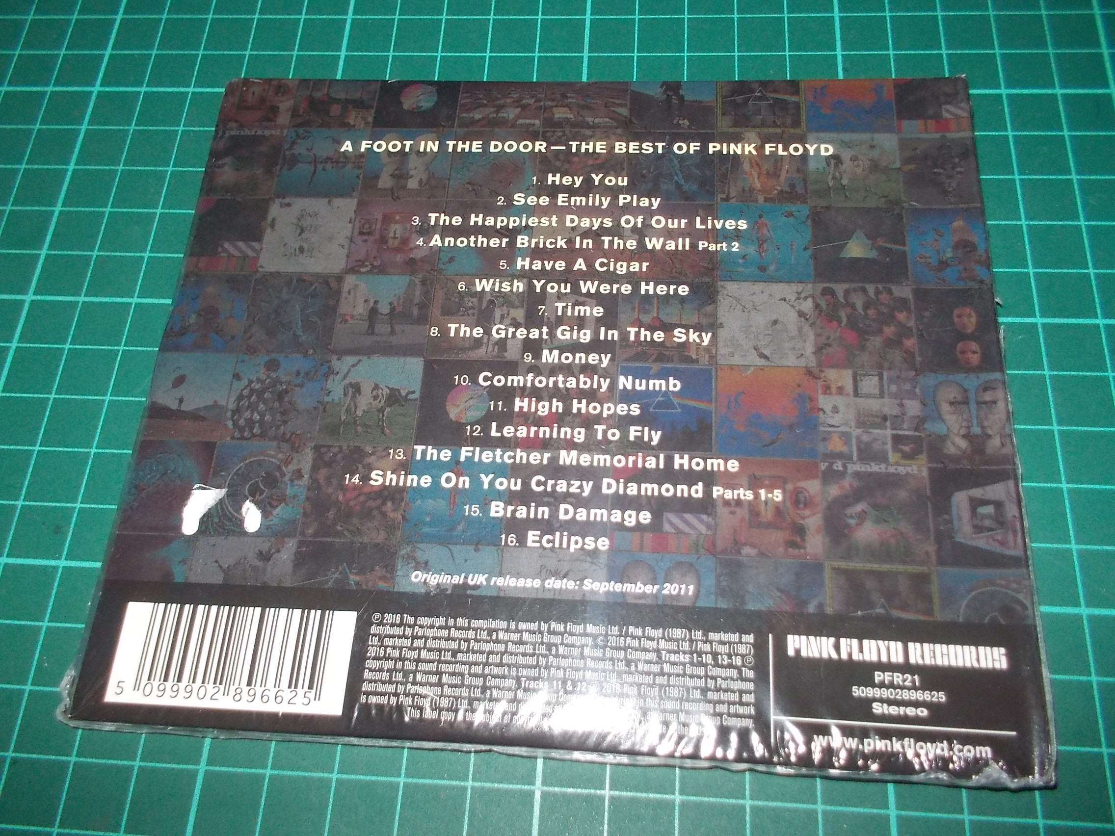 Pink Floyd - A Foot In The Door (The Best Of Pink Floyd) (CD) Digipack