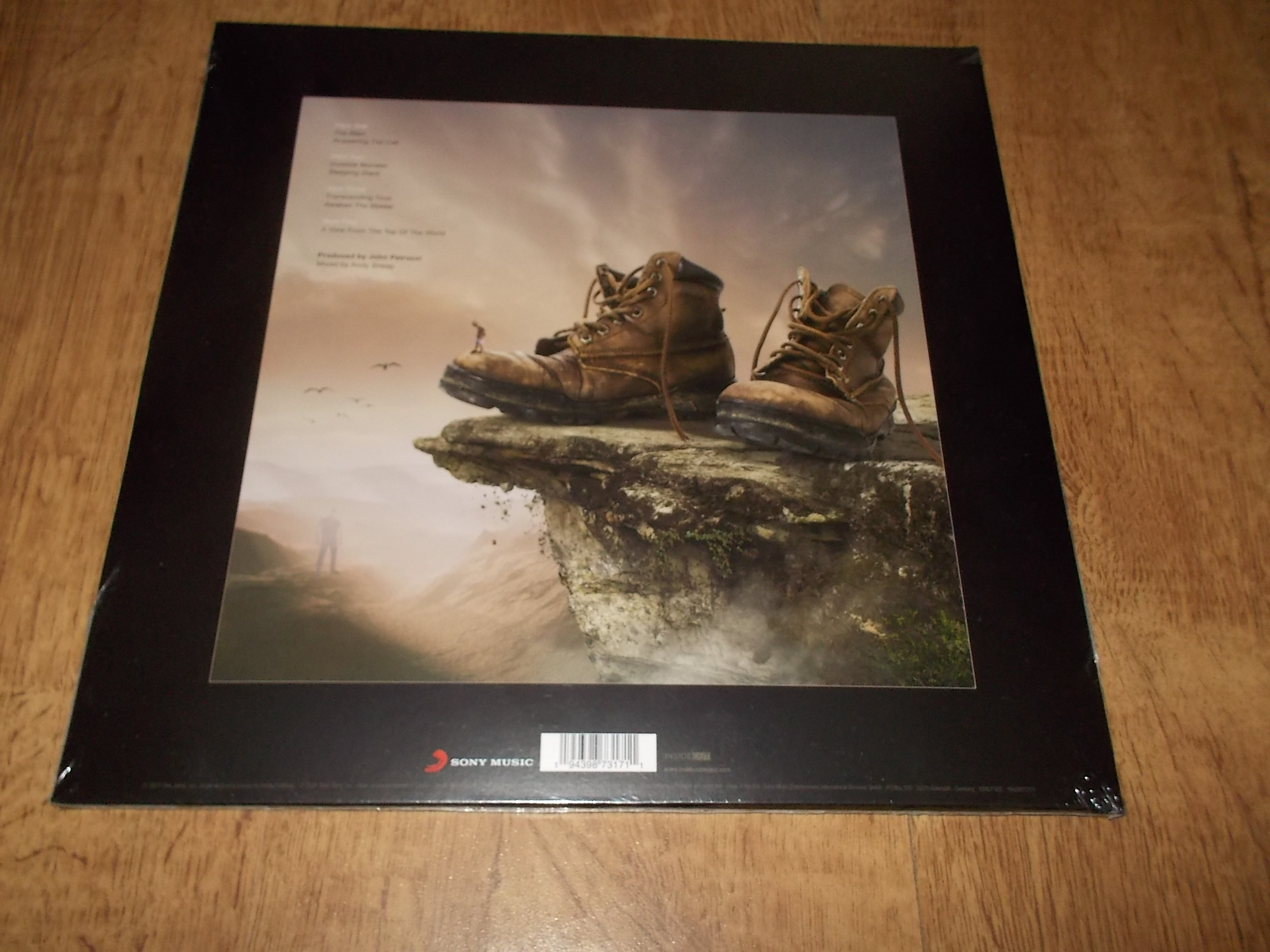 Dream Theater - A View From The Top Of The World  (2Vinyl-LP-1CD)