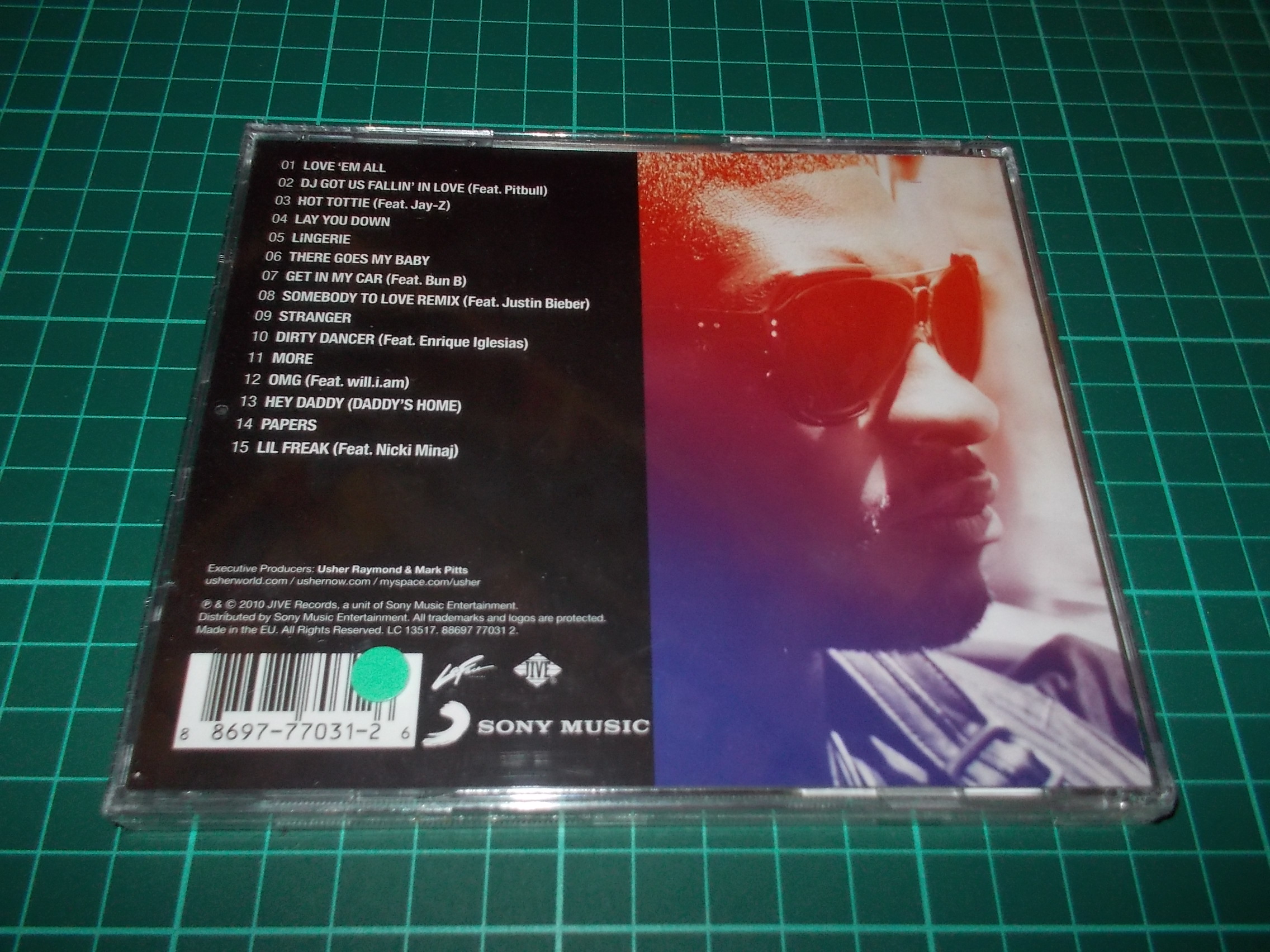 Usher - Versus (CD)