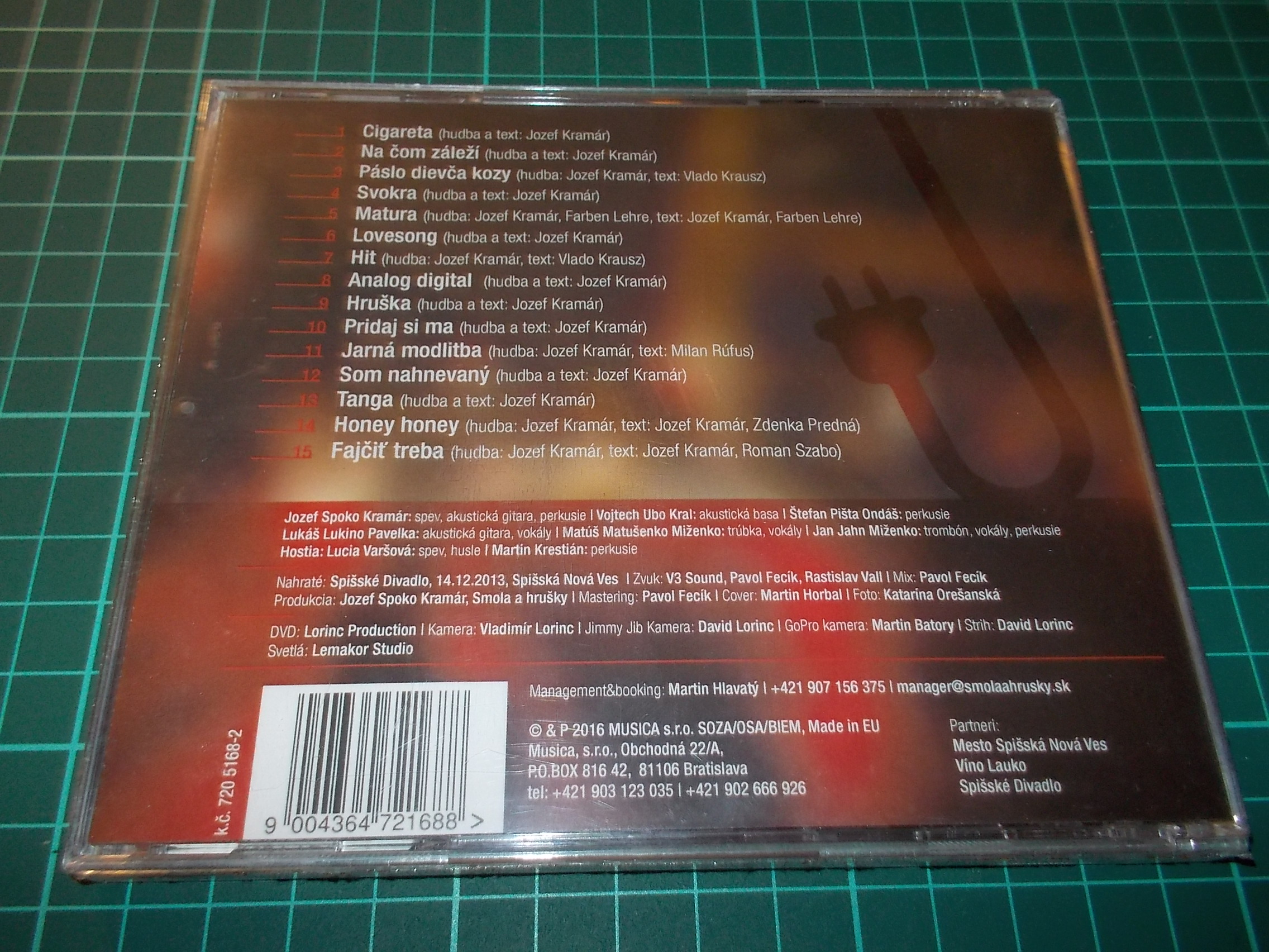 SMOLA A HRUŠKY - UNPLUGGED / LIVE IN SPIŠSKÉ DIVADLO / CD+DVD 