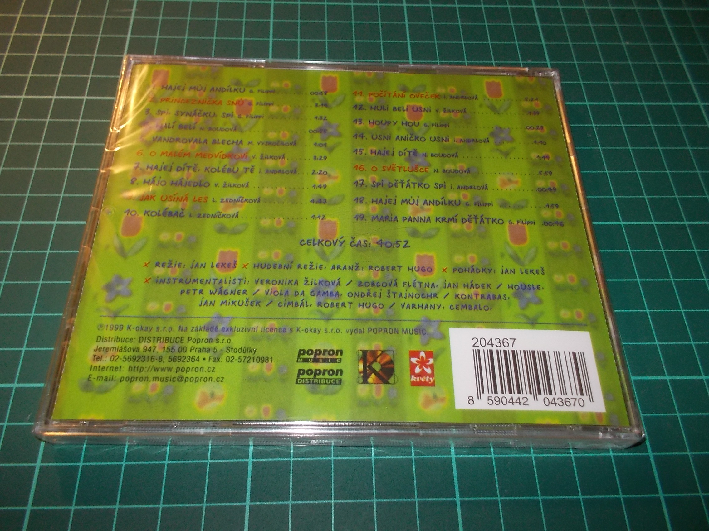 UKOLÉBAVKY A POHÁDKY - ČESKÉ HEREČKY ZPÍVAJÍ DĚTEM (CD)