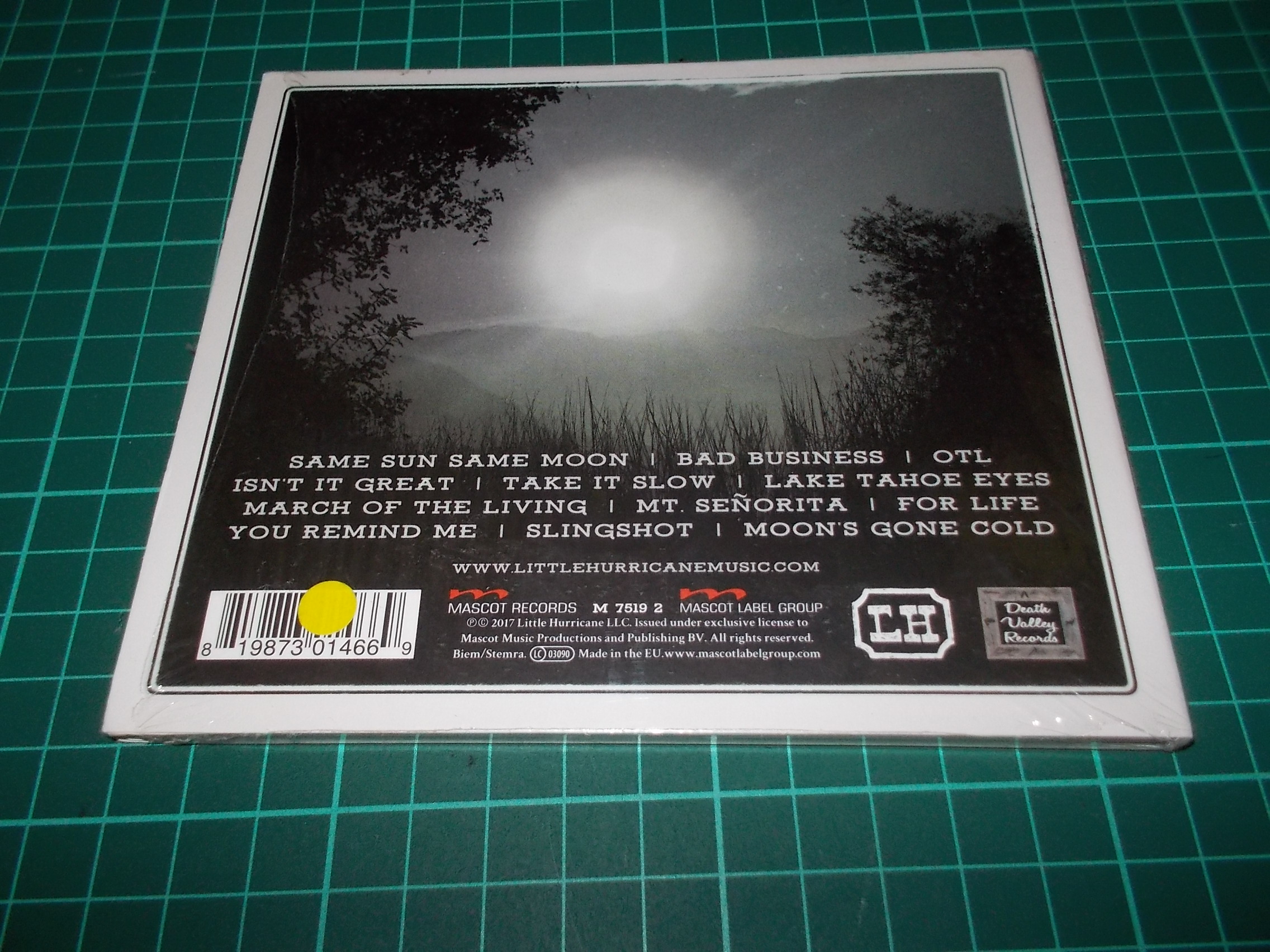 Little Hurricane - Same Sun Same Moon (CD) Digipack