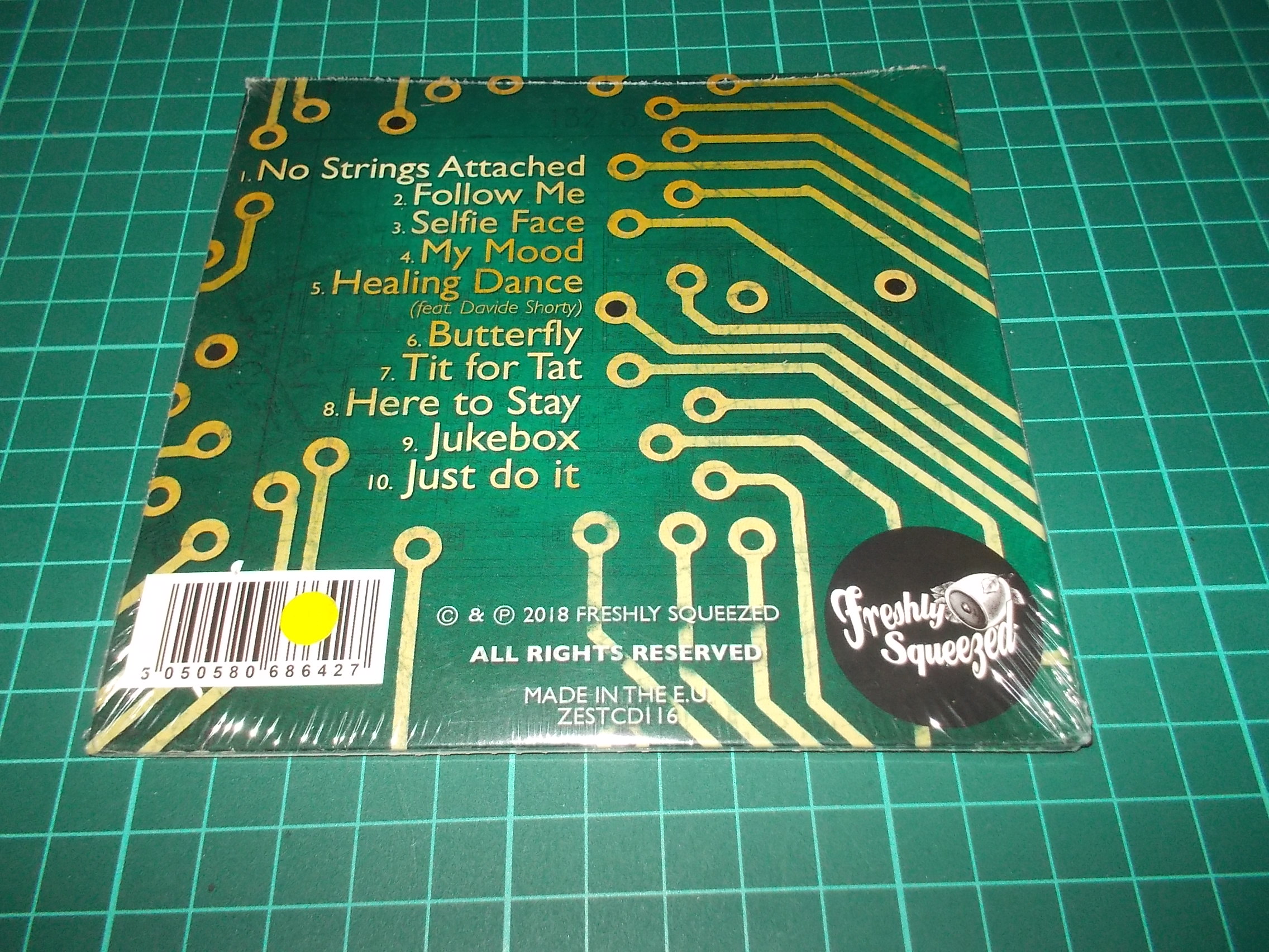 SWINGROWERS - OUTSIDEIN (CD) Digipack