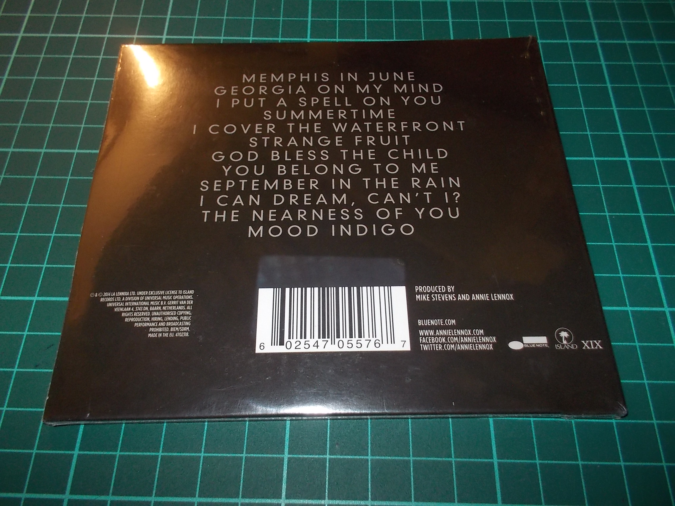 ANNIE LENNOX  - NOSTALGIA (CD) Digipack