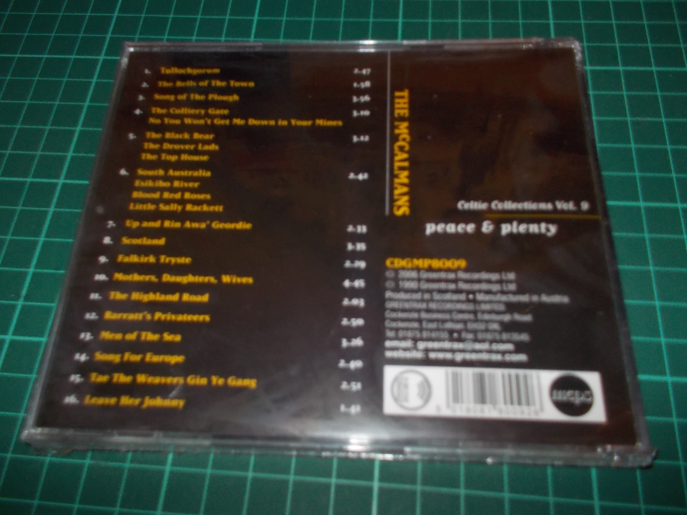 Piece & Plenty - The McCalmans - Celtic Collections Vol. 9  (CD)