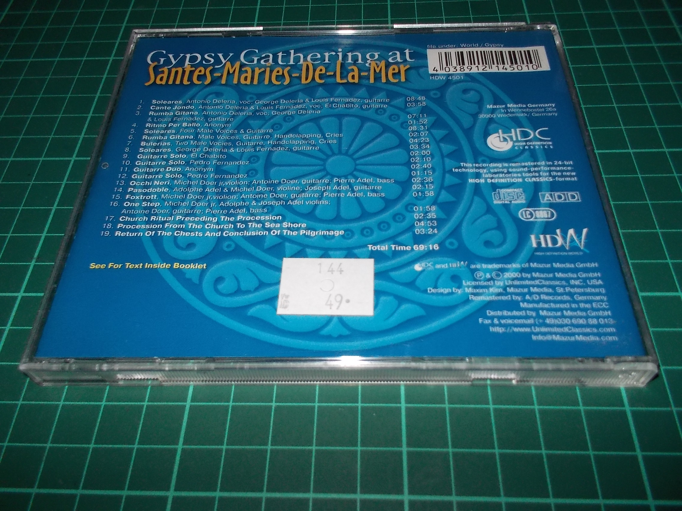 GYPSY GATHERING AT - SANTES-MARIES-DE-LA-MER (CD) BAZAR ROZBALENO 