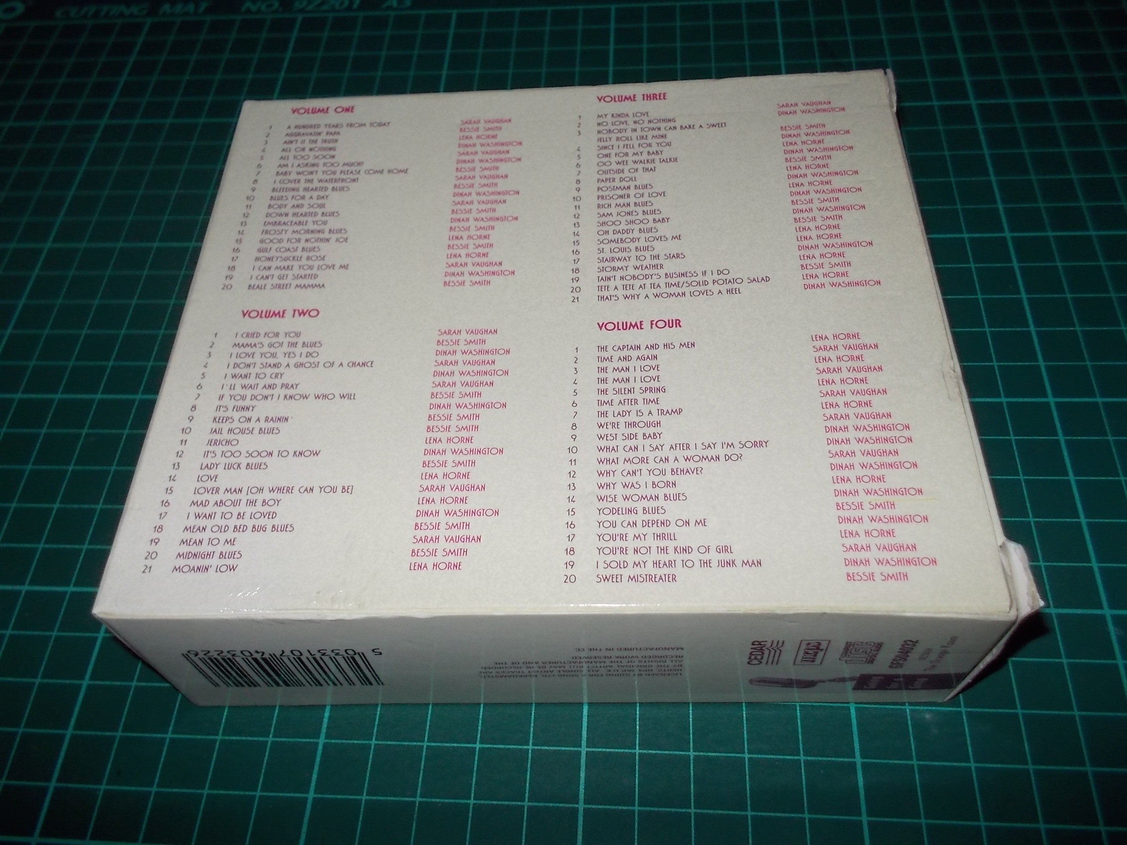 V.A. - Sarah Vaughan - Lena Horne - Bessie Smith - Dinah Washington - Ladies Of Song (82 Tracks) (4CD) BAZAR ROZBALENO 