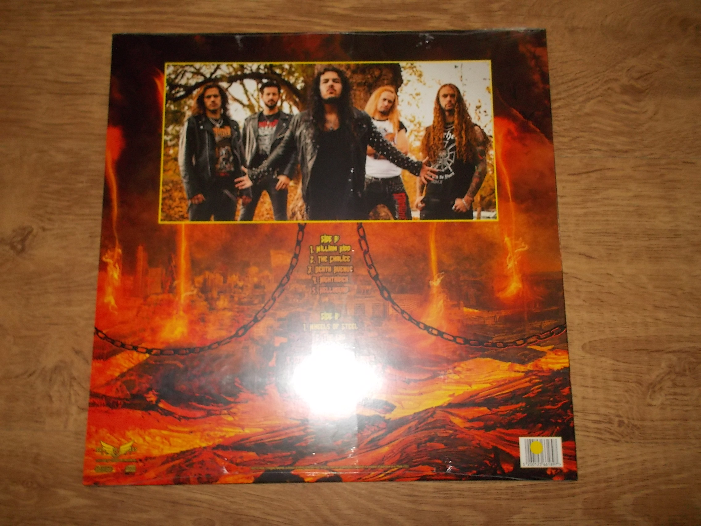 Monument - Hellhound (Vinyl-LP)