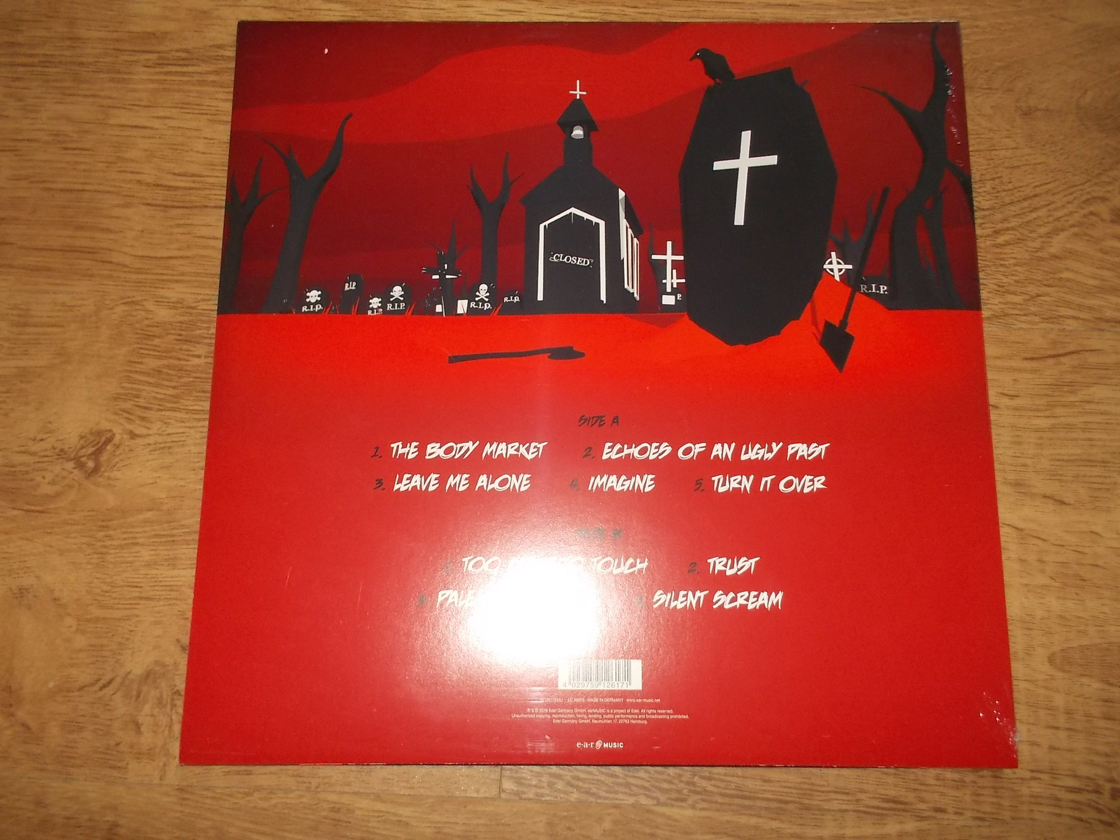 We Sell The Dead - Heaven Doesn't Want You And Hell Is Full (Vinyl-LP)