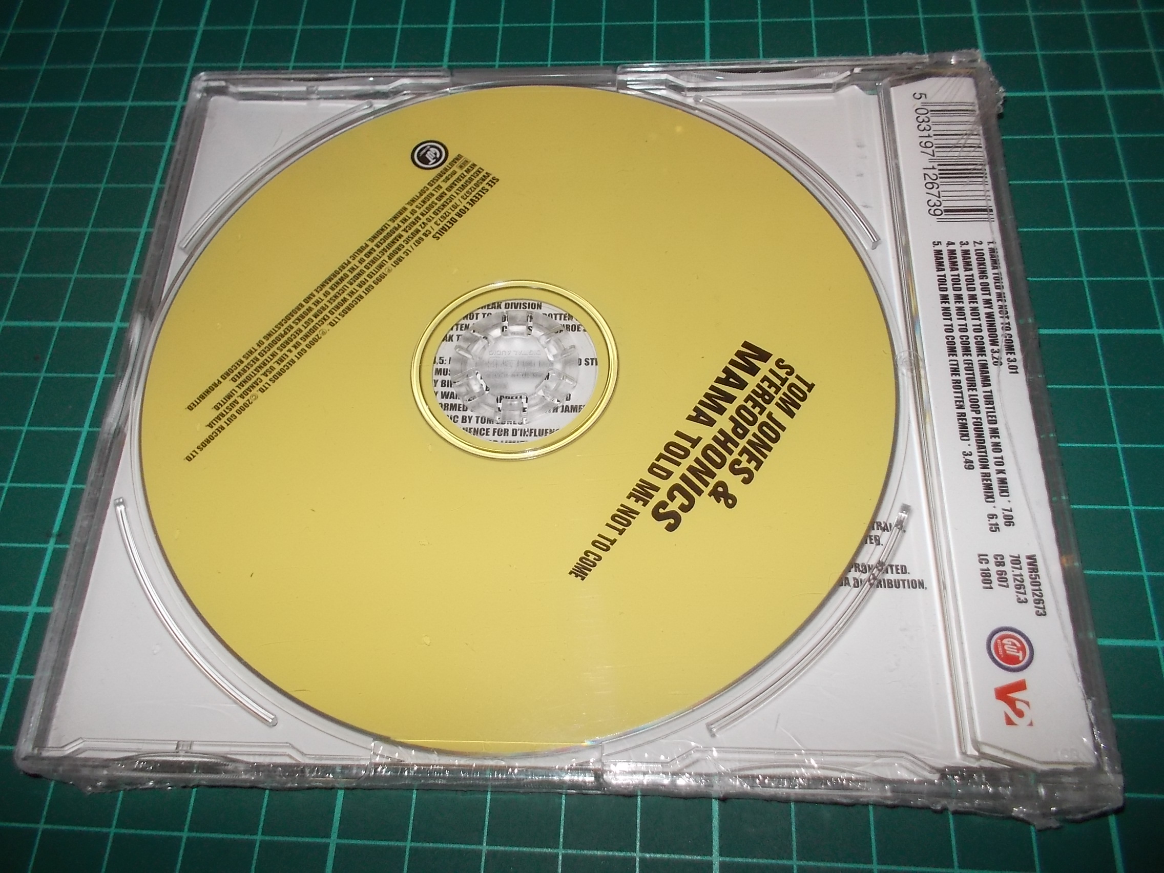 Tom Jones & Stereophonics - Mama Told Me Not To Come (CD single)