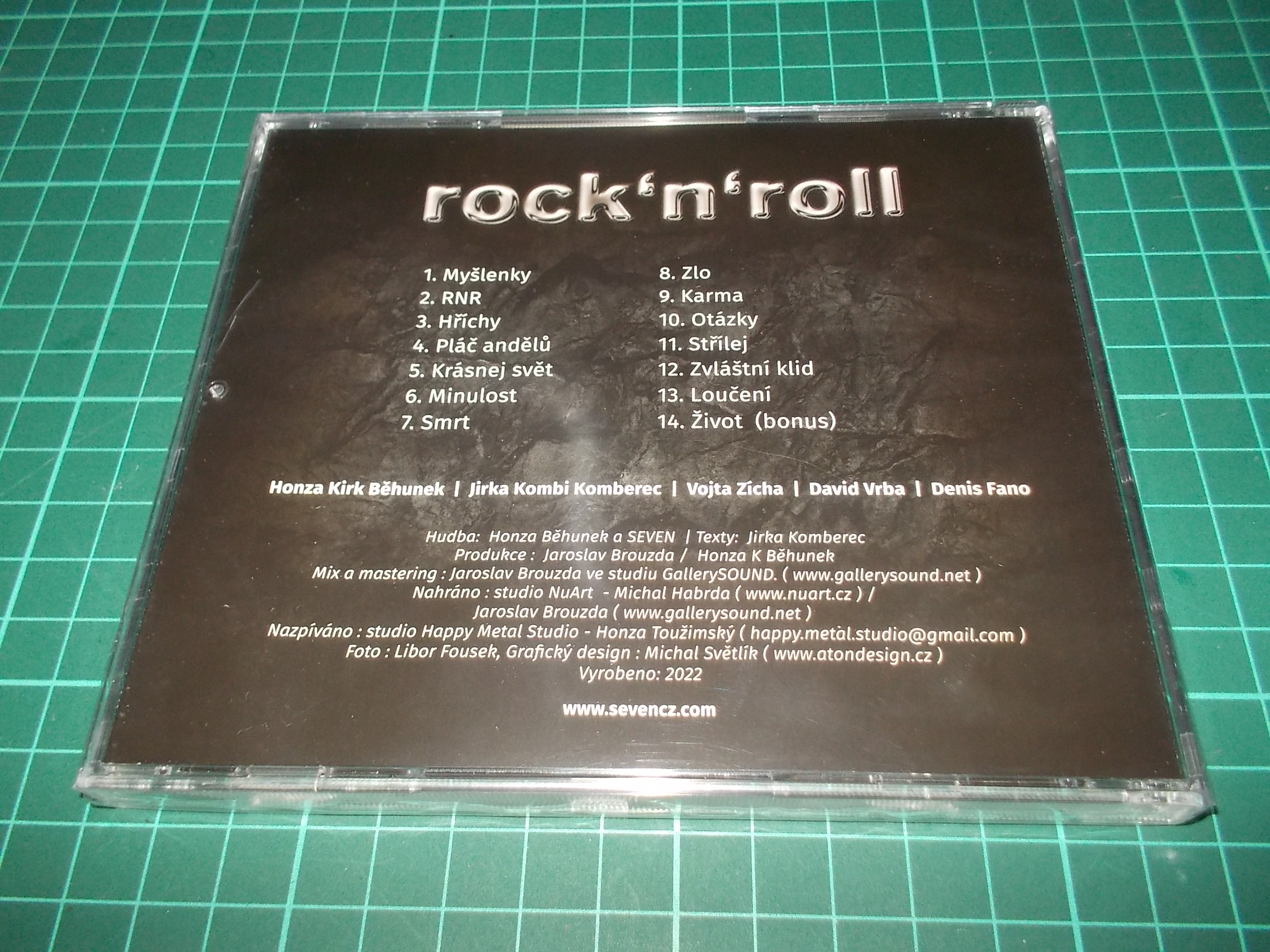 Seven - RNR (CD)