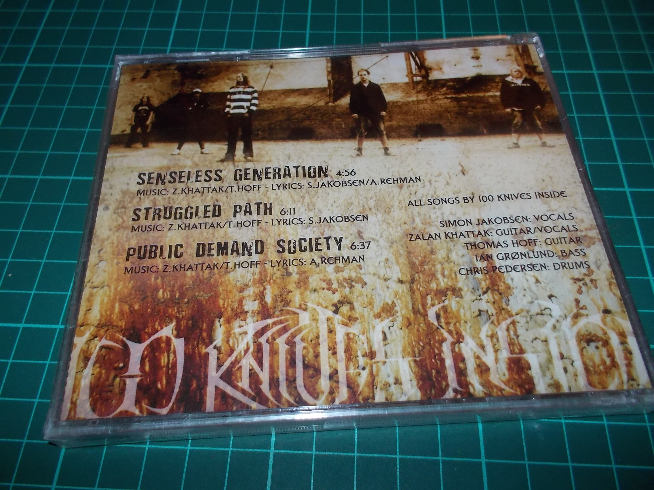 100 Knives Inside - Diminishing Liberty (CD)