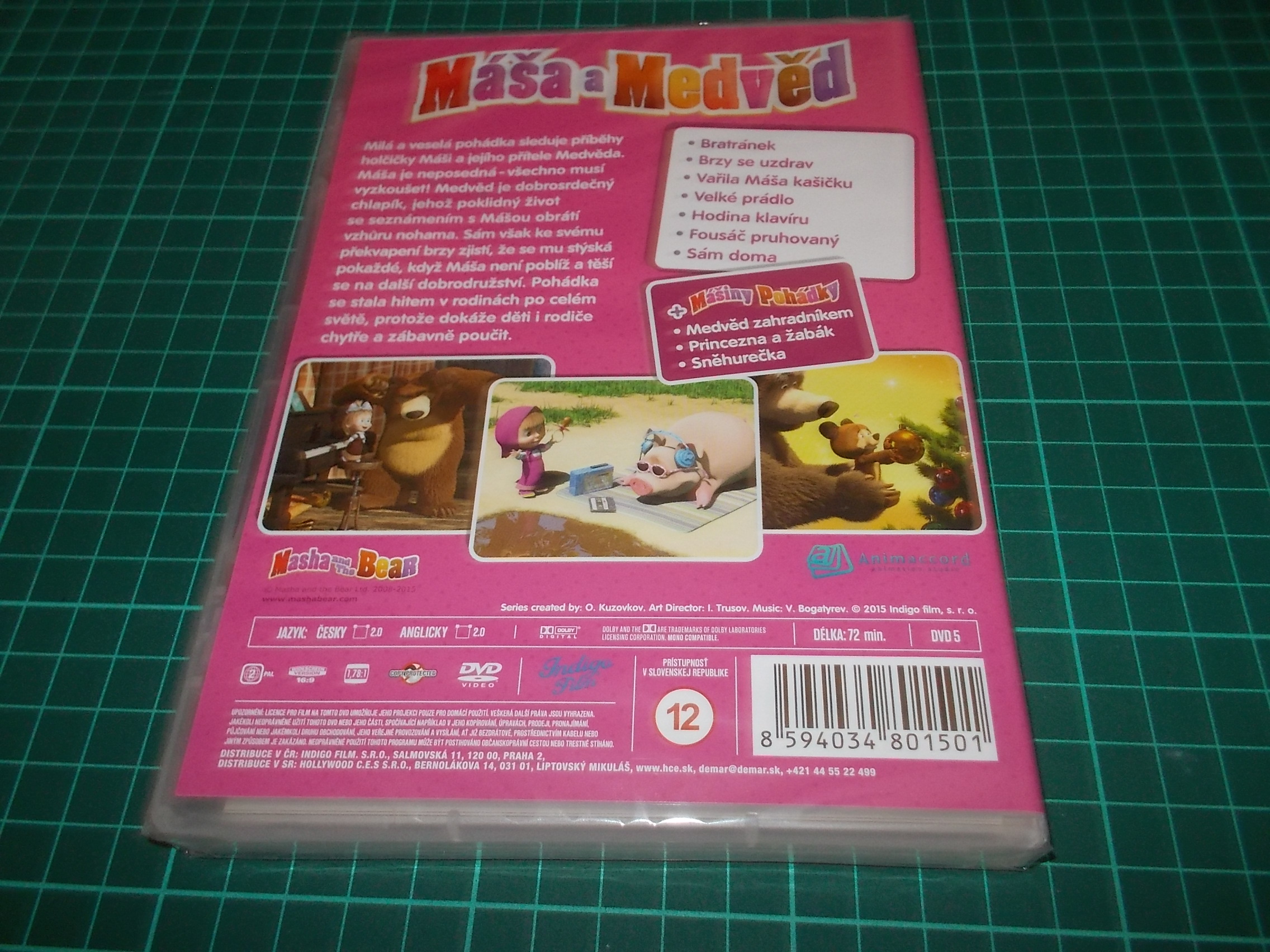 Máša a medvěd SET 4 (DVD)